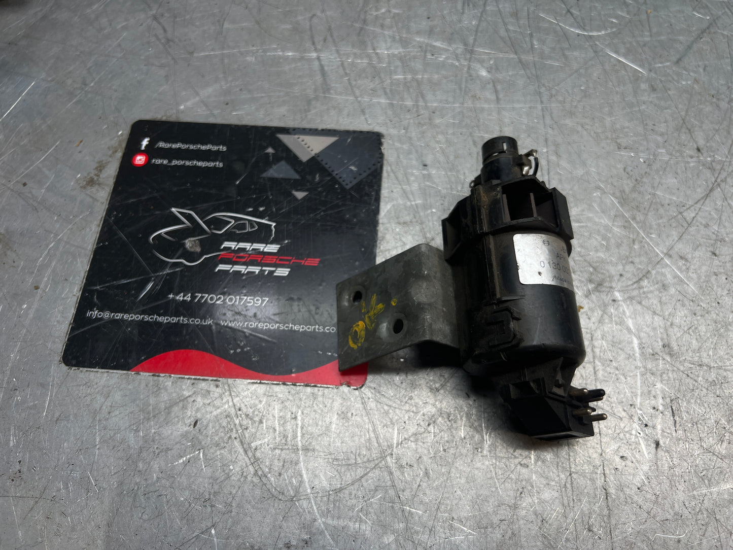 Porsche 944 / 968 air blower fan, used 0130002808