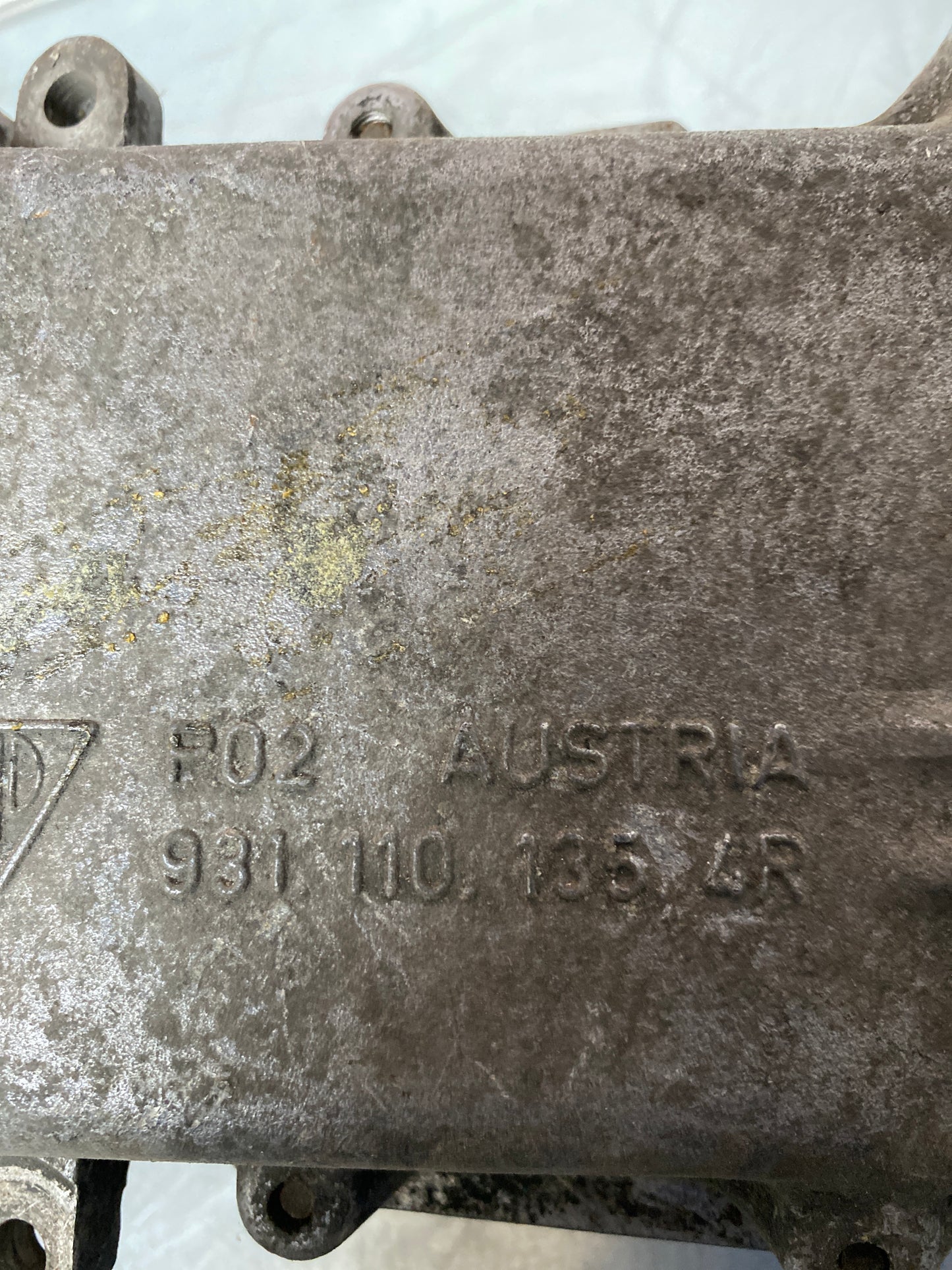 Porsche 924 Turbo 0438120141 / 9311101354R air flow sensor