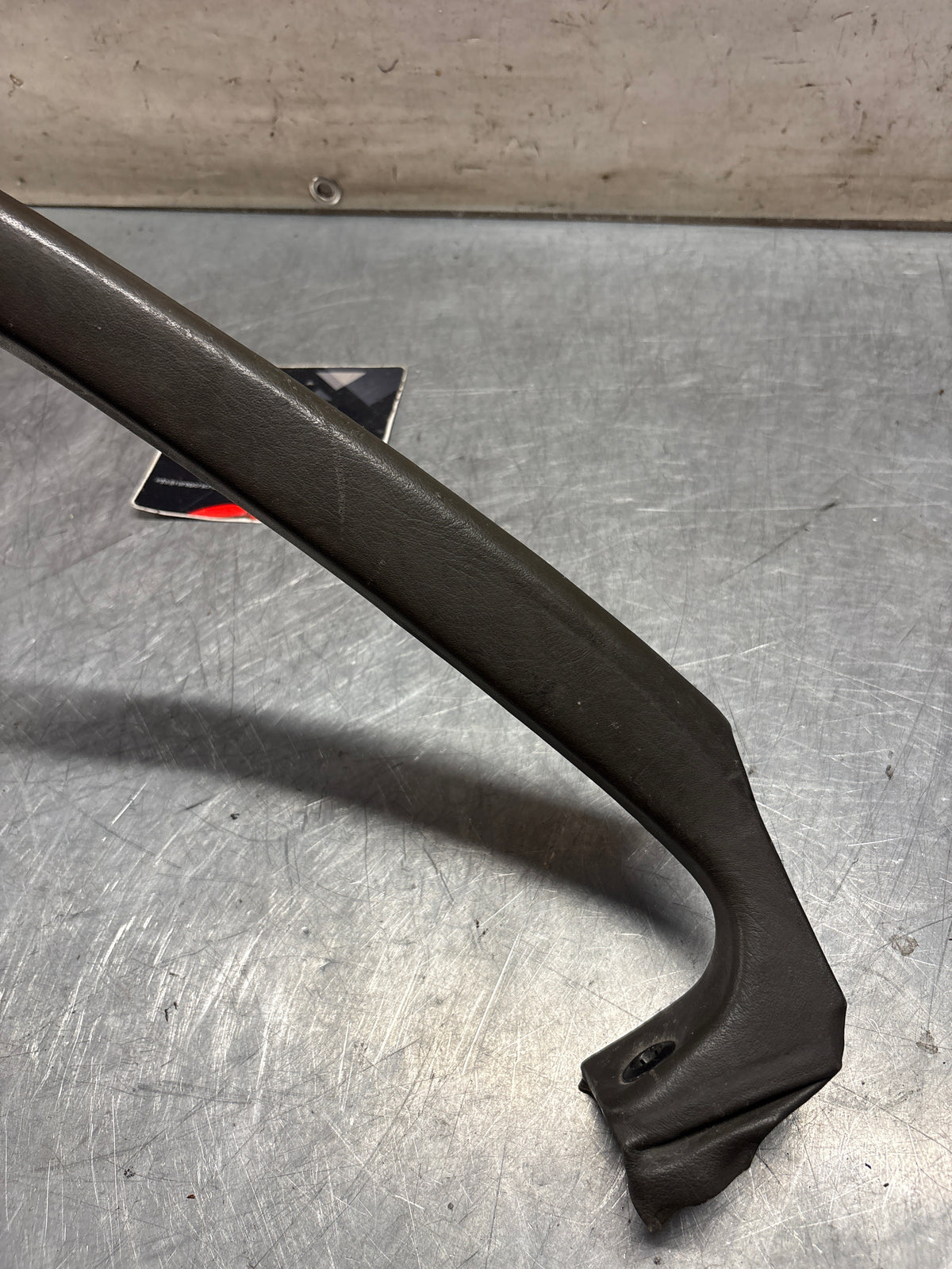 Porsche 928 right, off side door upper frame surround trim, grey 92855502602, used