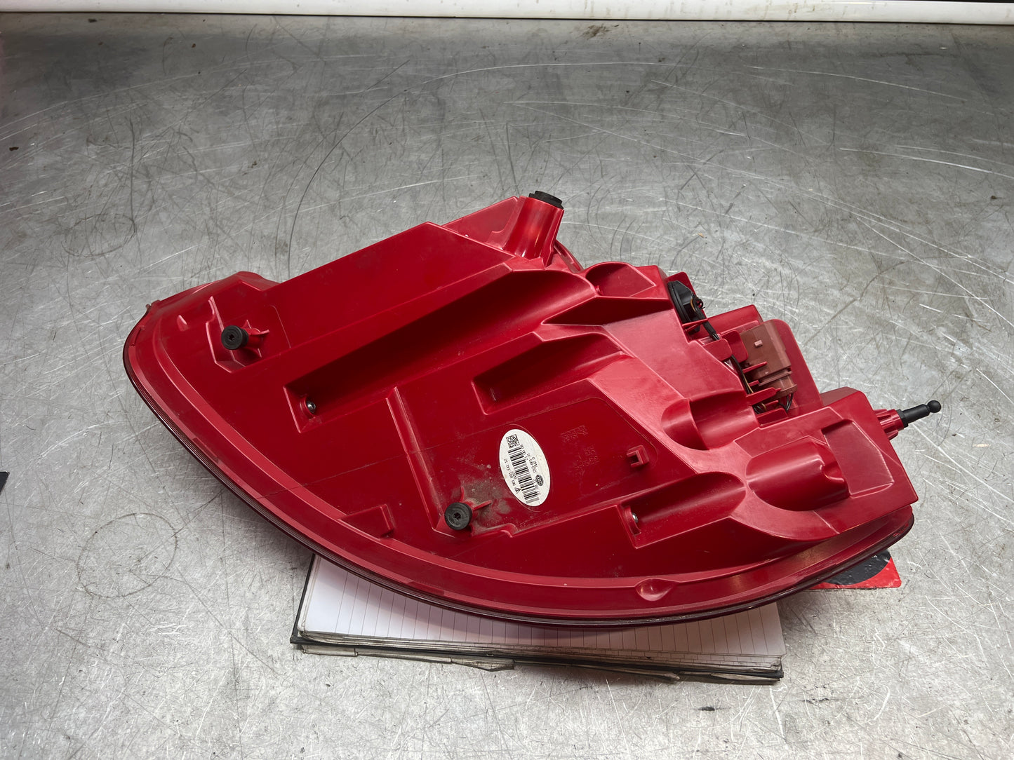 PORSCHE BOXTER CAYMAN 981 PASSENGER SIDE LEFT REAR TAILLIGHT 98163114112