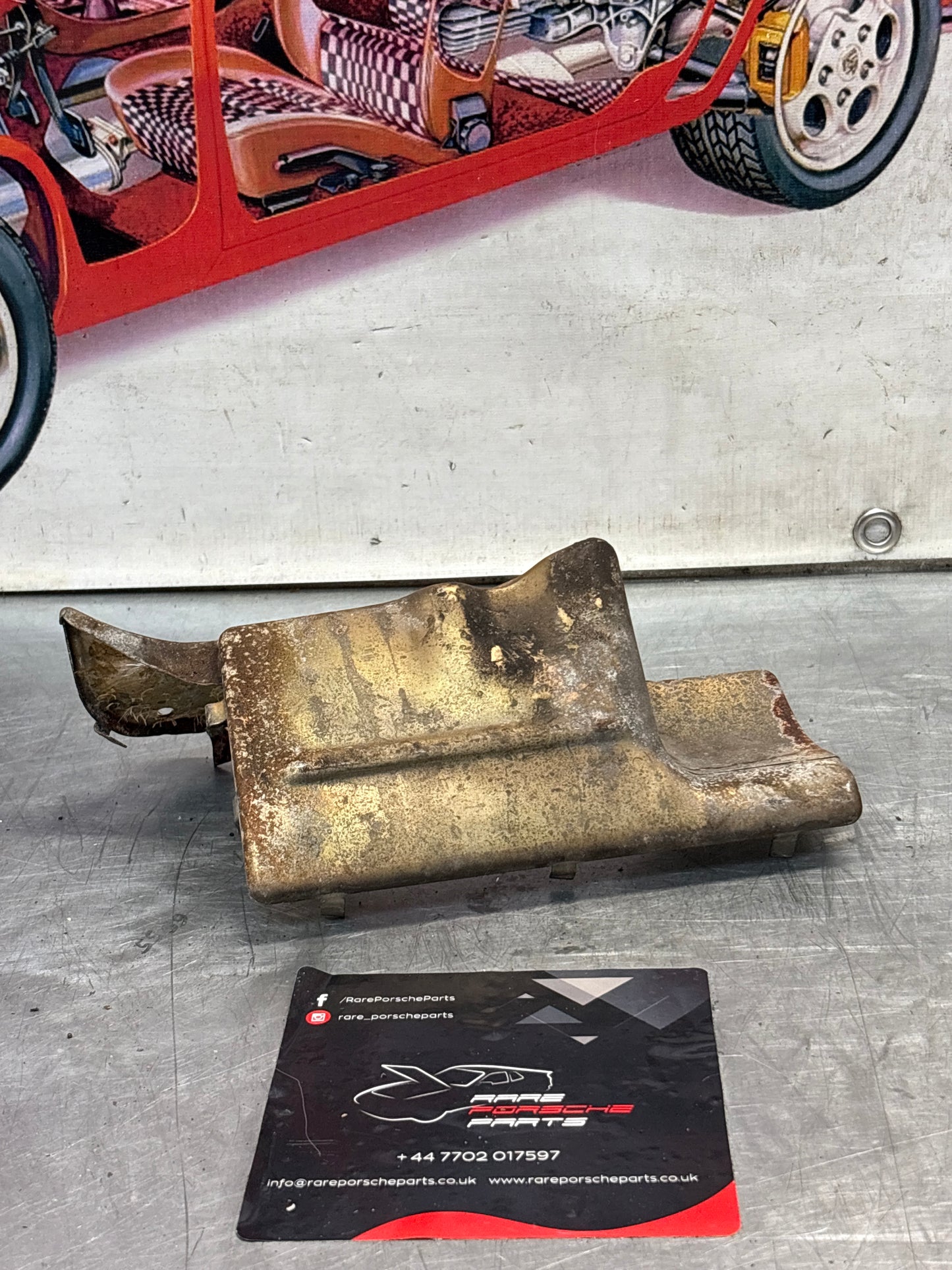 Porsche 928 78-82 mount cover heat shield plate right side, used 92837505601