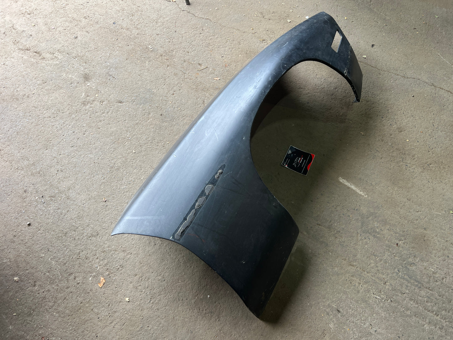 Porsche 928 -87 front right wing, used 92850301202