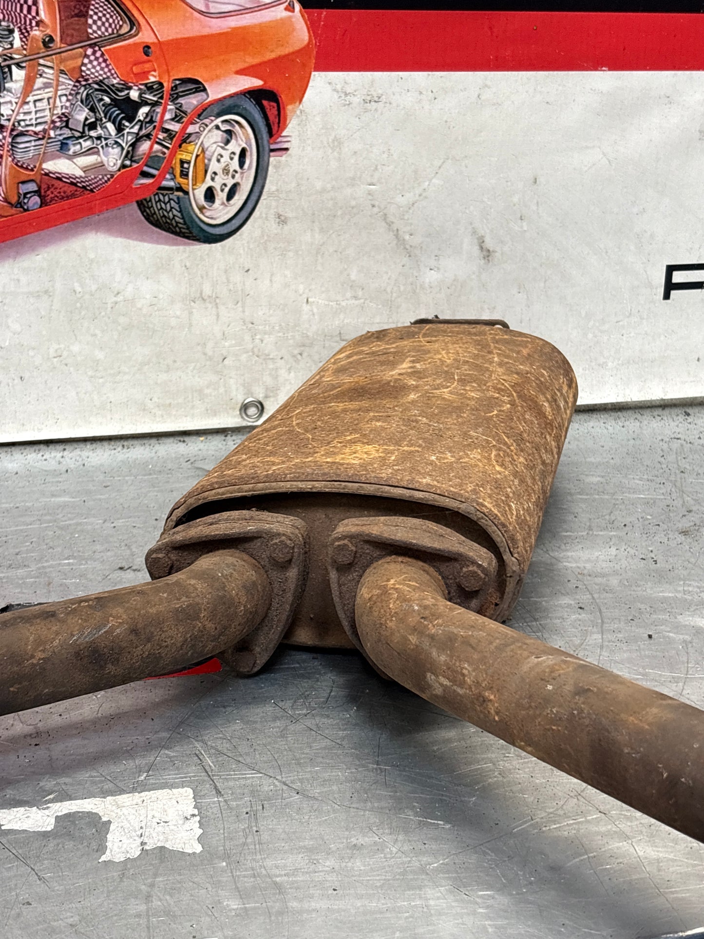 Porsche 928 front muffler, used 92811108203