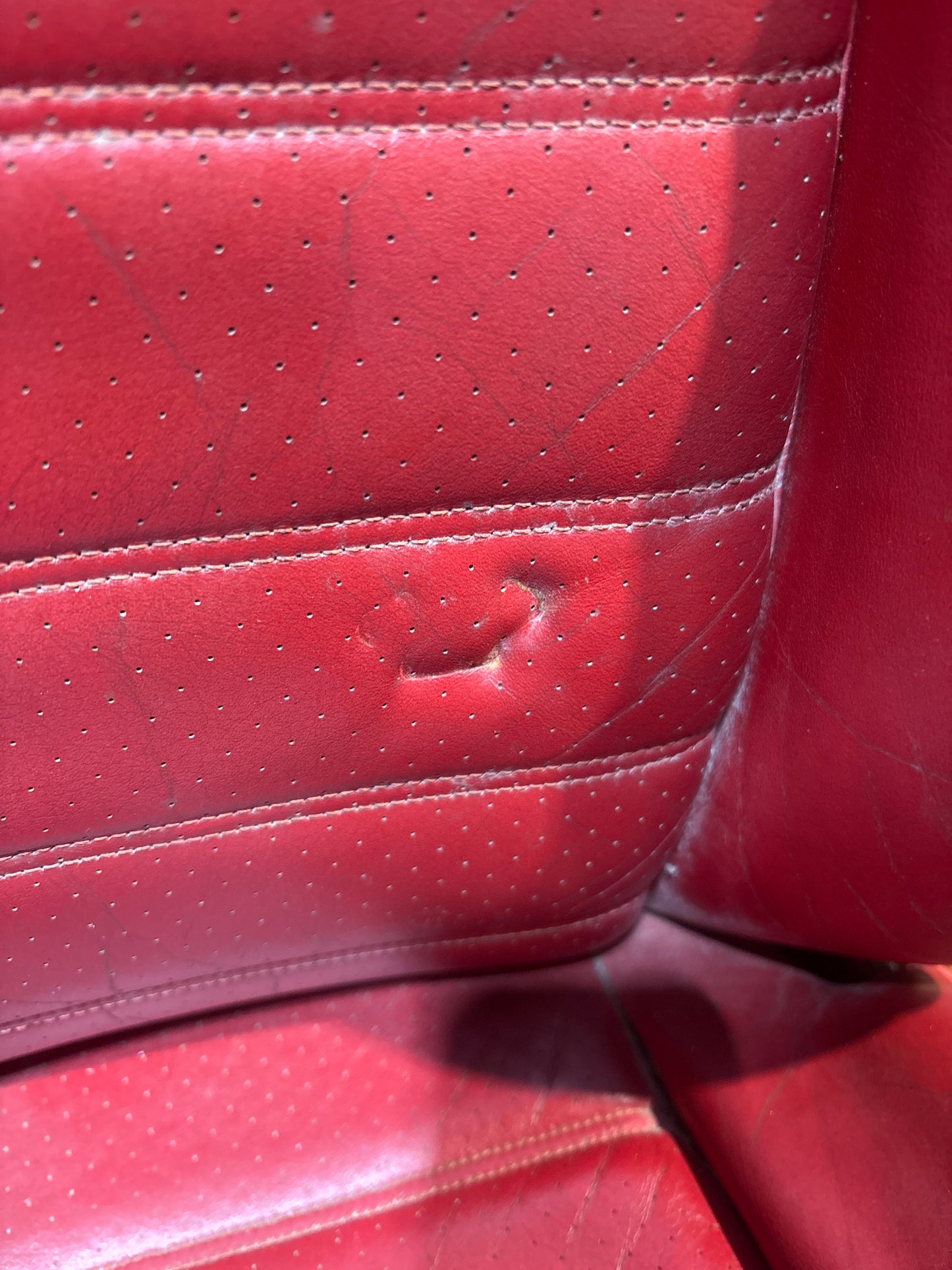 Porsche 944 Red Electric Front seats For Refurb, not tested!!