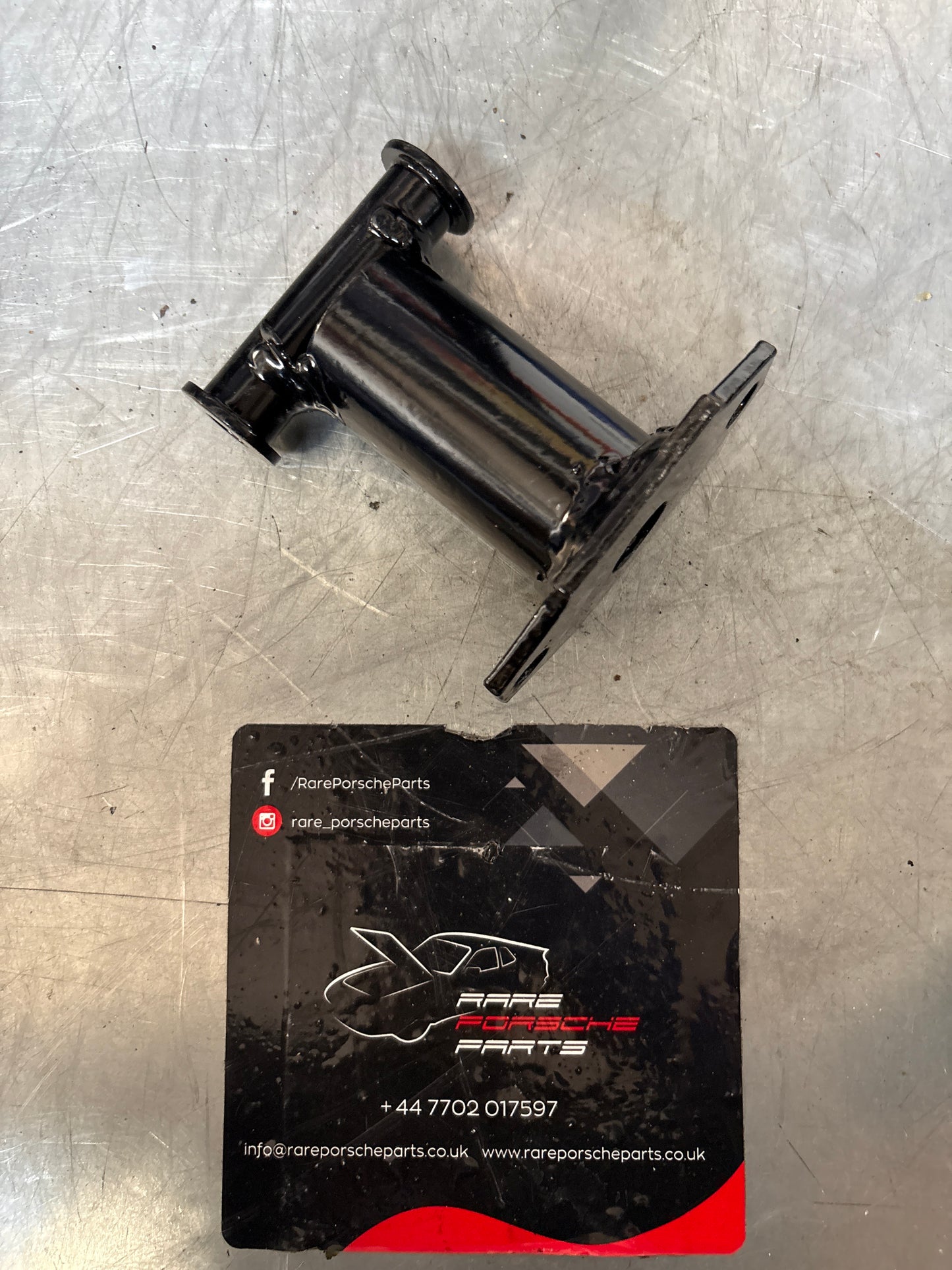 Porsche 928 Bumper shock absorber bracket, used  92850501702