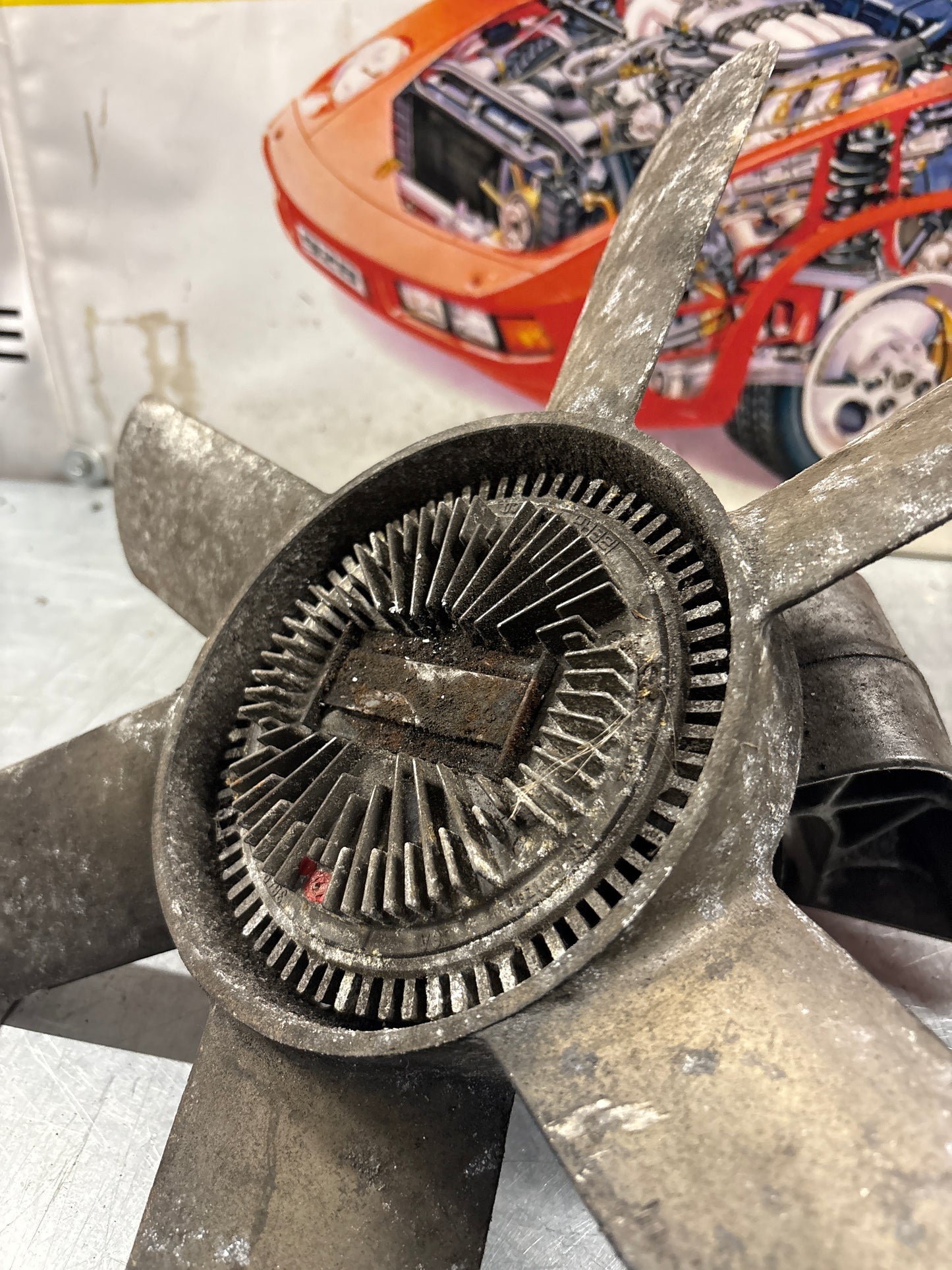 Porsche 928 Engine cooling viscous fan with bracket used 92810613701, 9281061101R