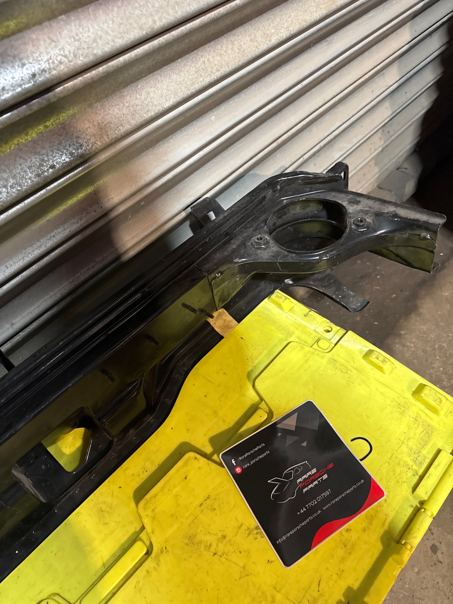 Porsche 964 Rear Cross member- 96550107901 - New old stock