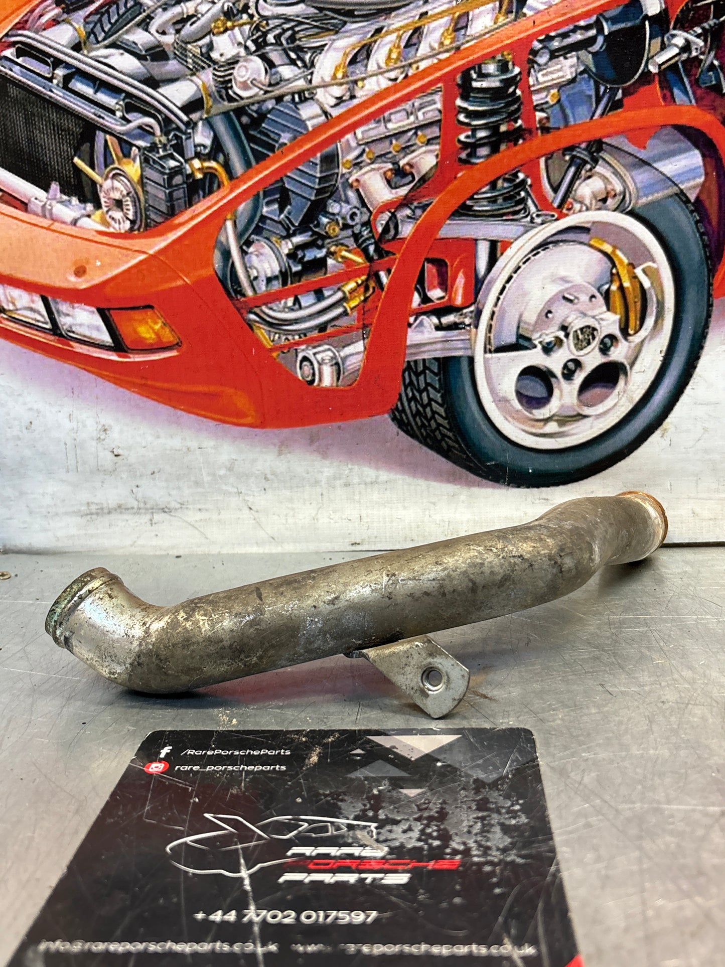 Porsche 944 Turbo 951 Wasserrohr 95110609100, gebraucht