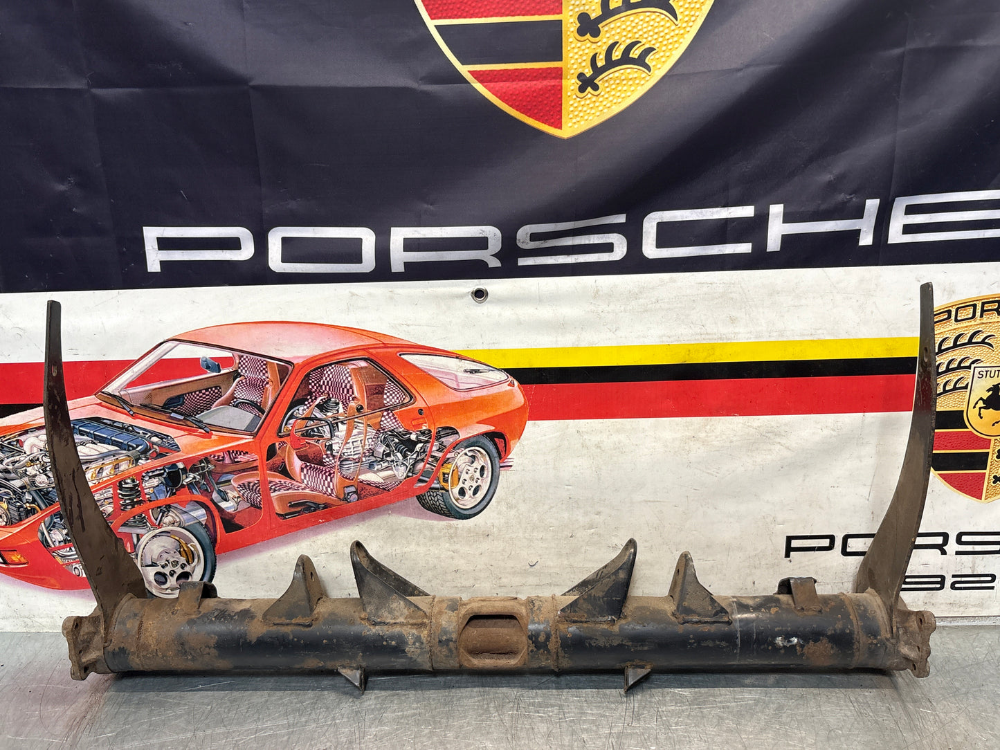 Porsche 924S/Turbo / 944 Rear axle carrier, used 94433104502