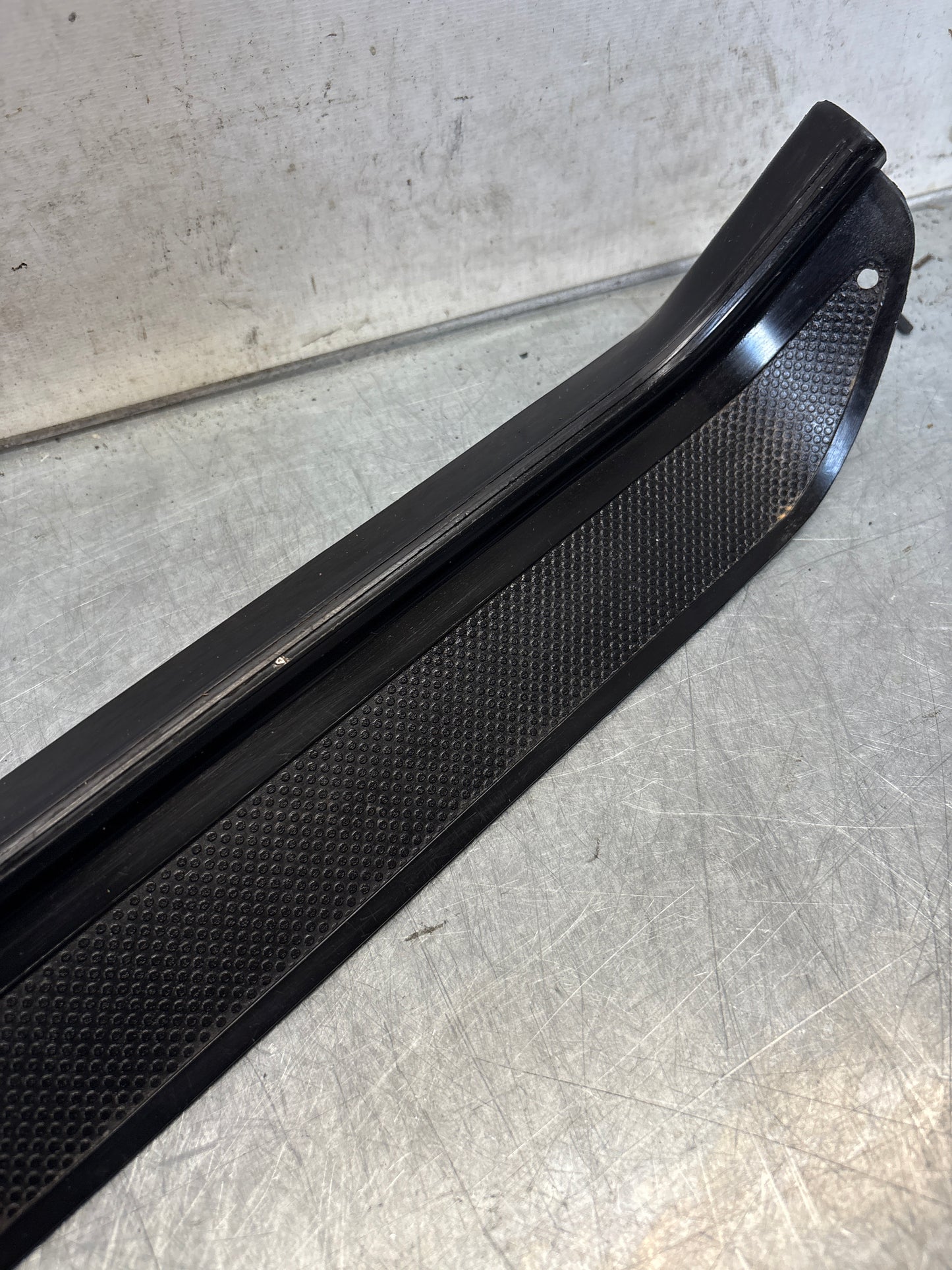 Porsche 928 scuff plate, door sill trim, left, N/S 92855105502 used