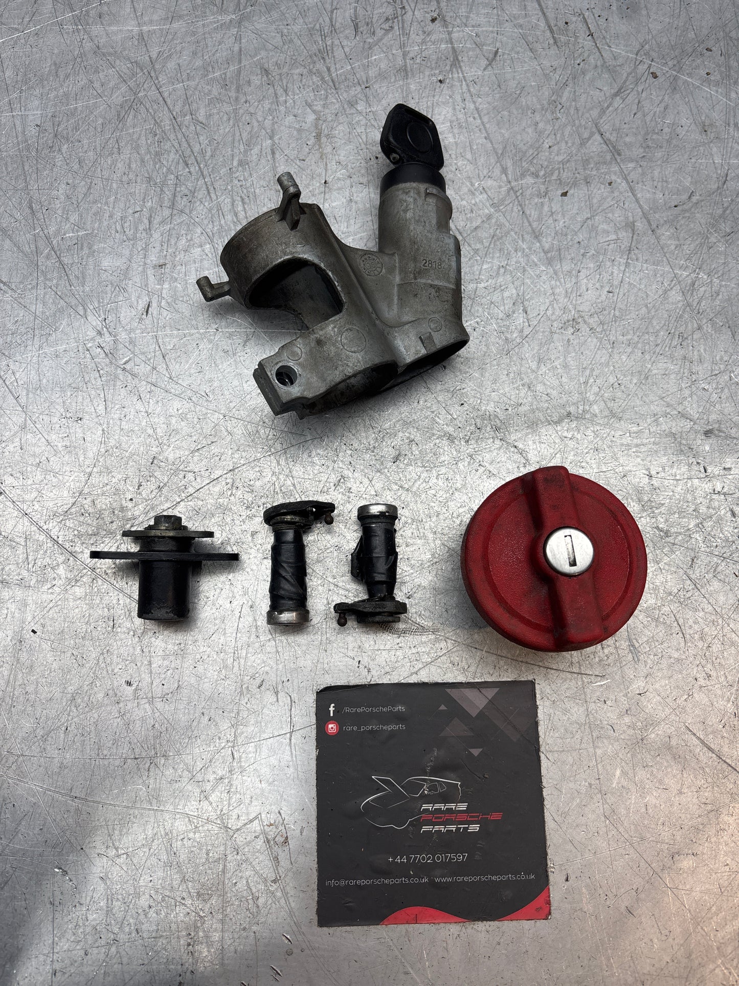 Porsche 924 944 complete lock set, 1 key, 171905851
