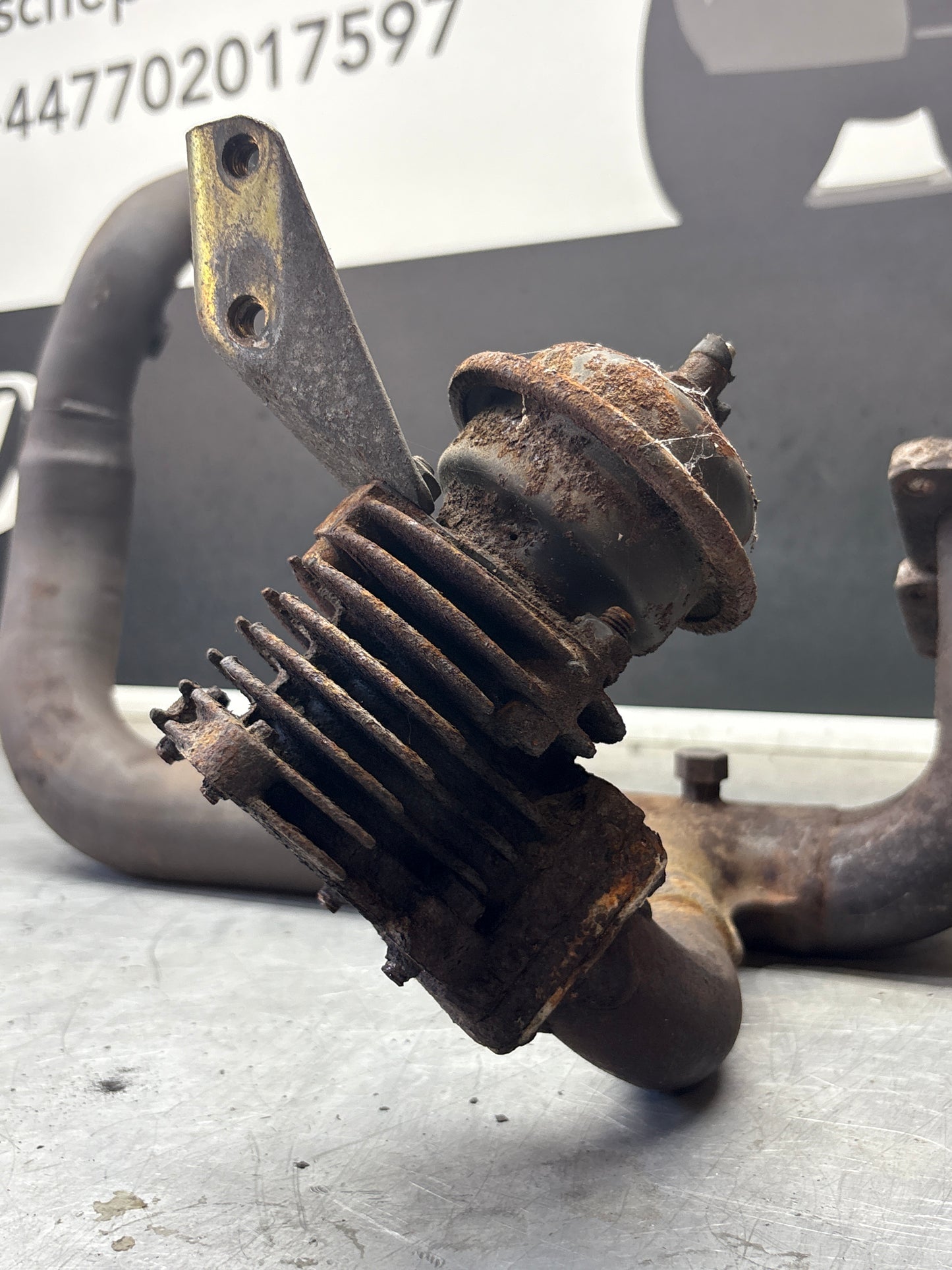 Porsche 944 Turbo exhaust cross over pipe 95111109615, used