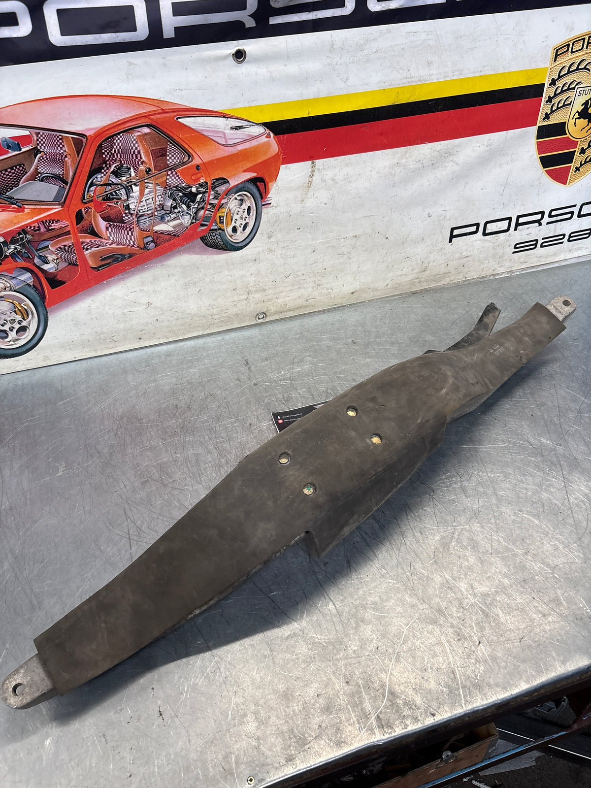 Porsche 968 transmission carrier, used 94437502406