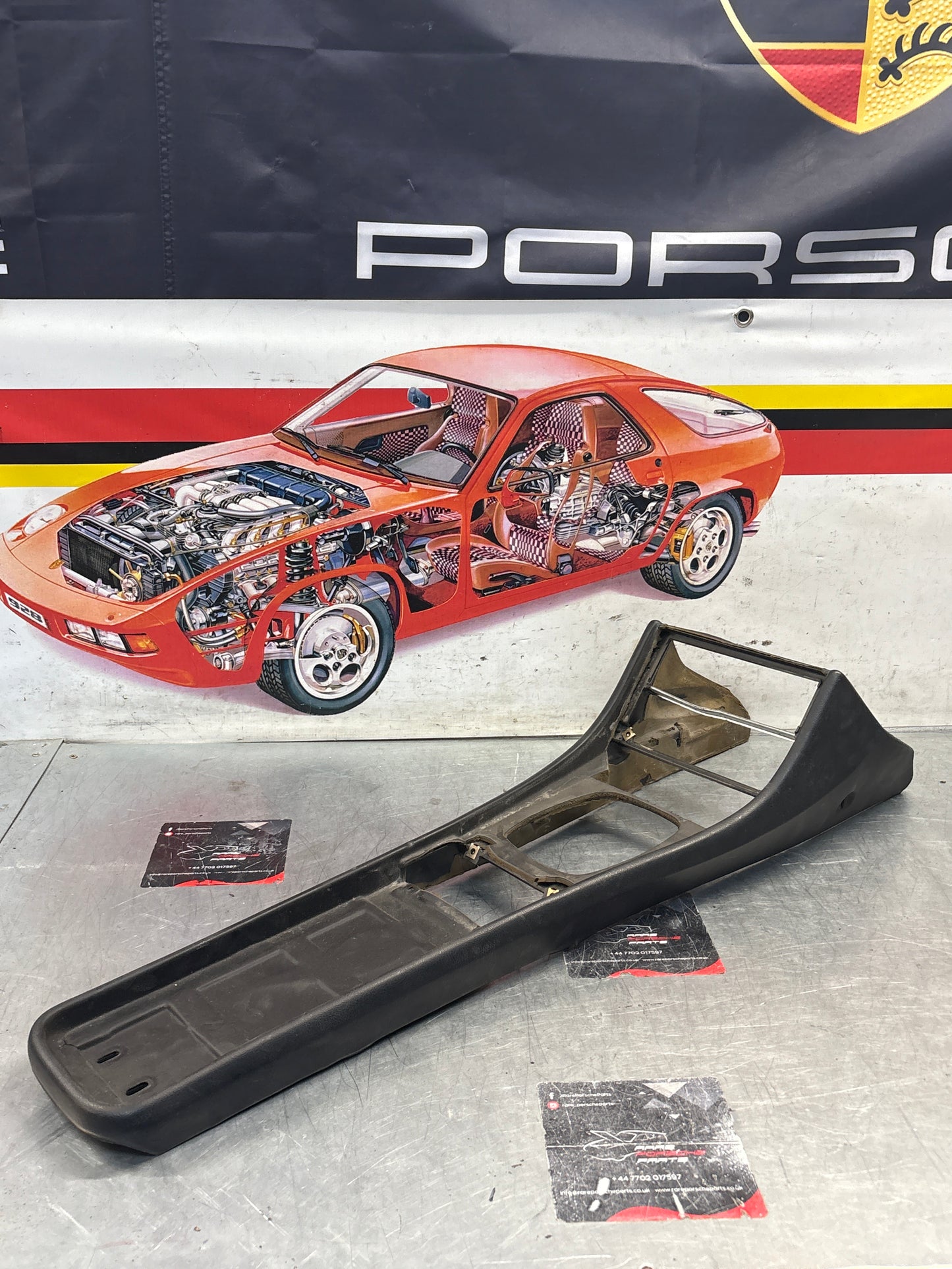 Porsche 944 centre console black 94455205100 used