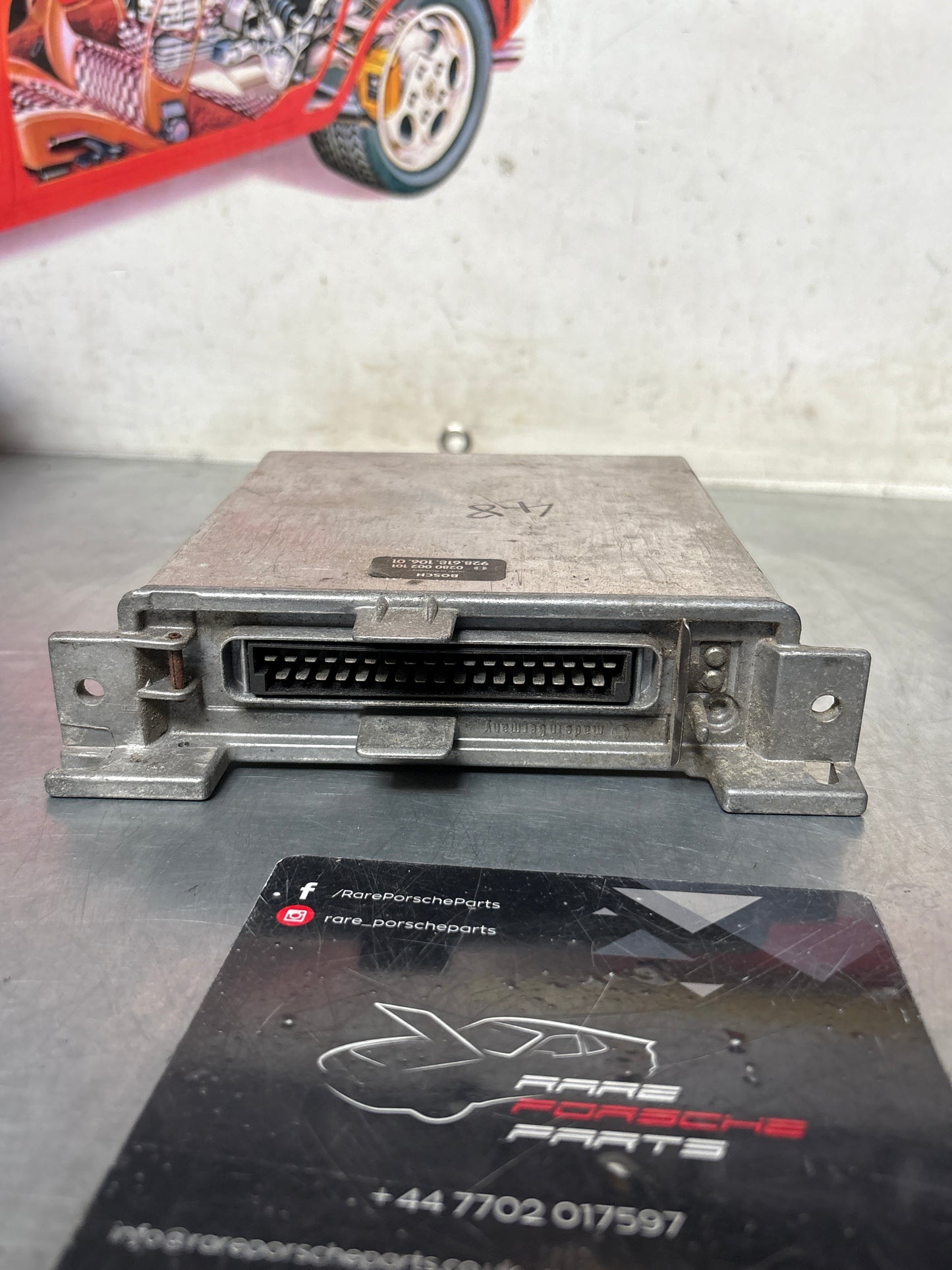 Porsche 928 S injection lambda control unit, used 92861810601 / 0280002101
