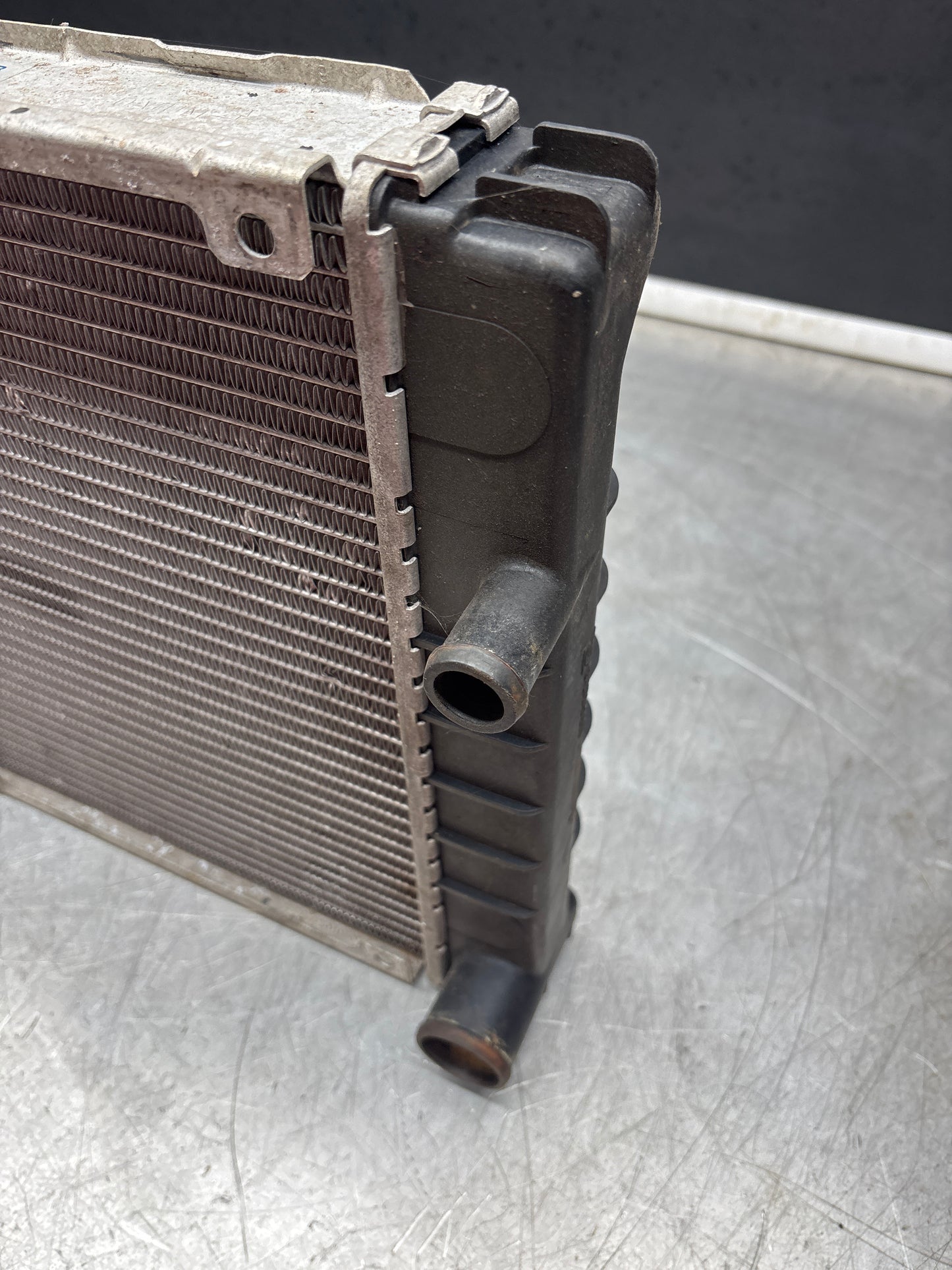 Porsche 924S 944 2.5 N/A Manual radiator, 94410603103 used