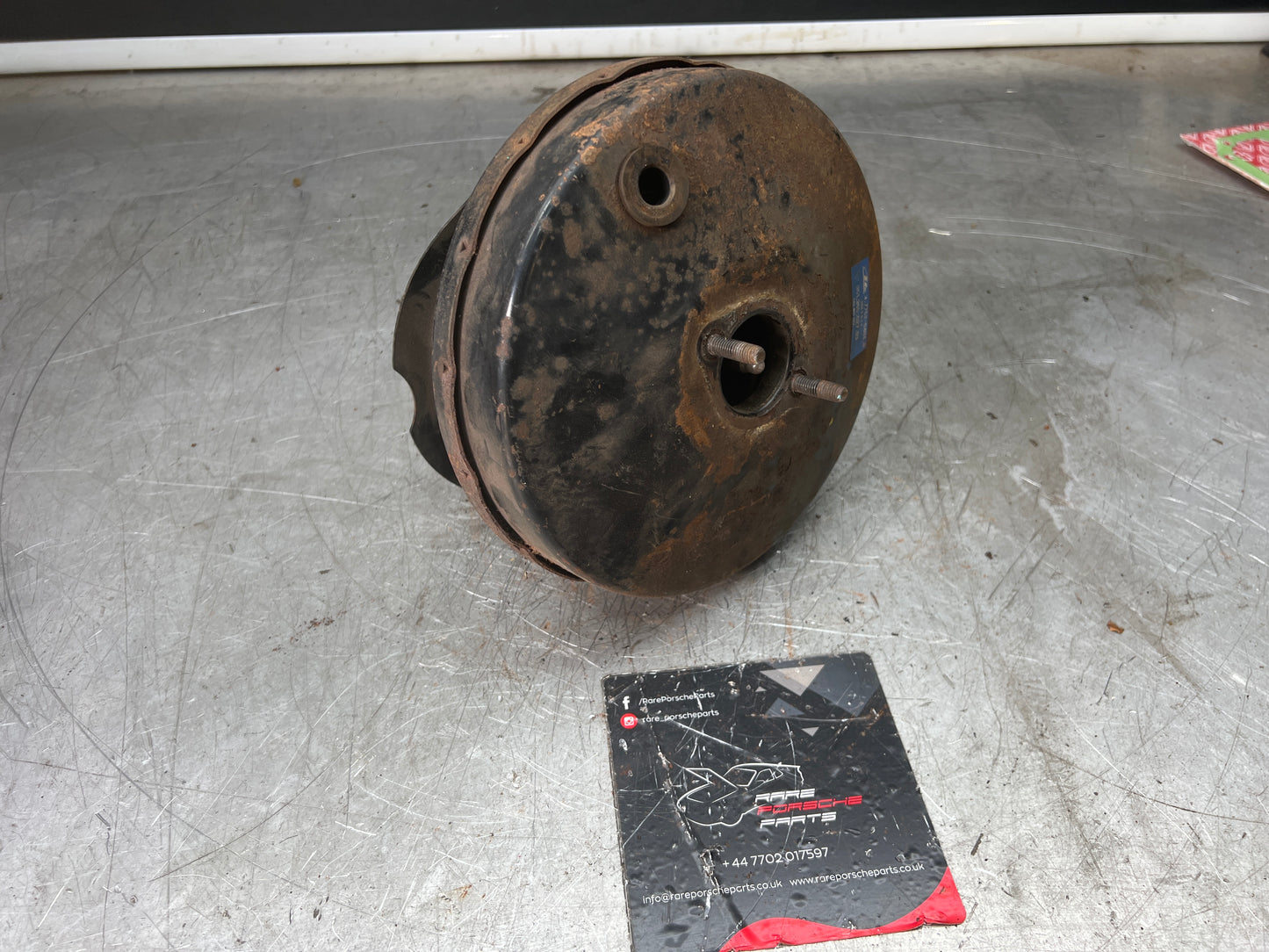 Porsche 944 brake booster, used 95135502703
