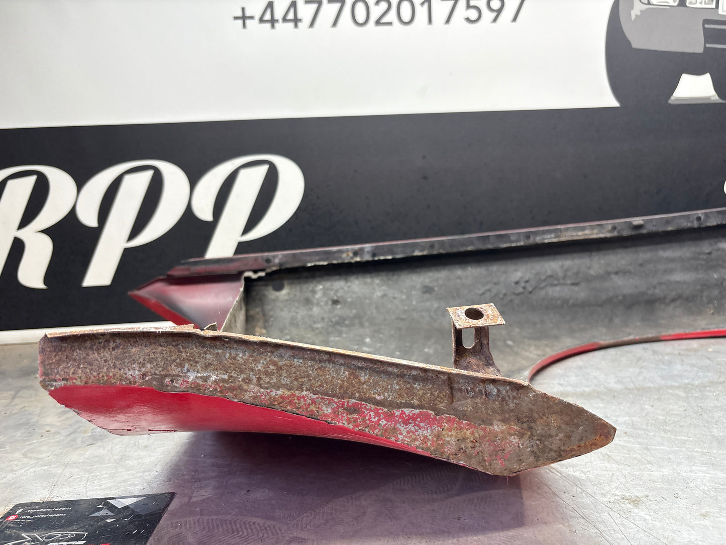 Porsche 944 early left front wing, please see photos, used