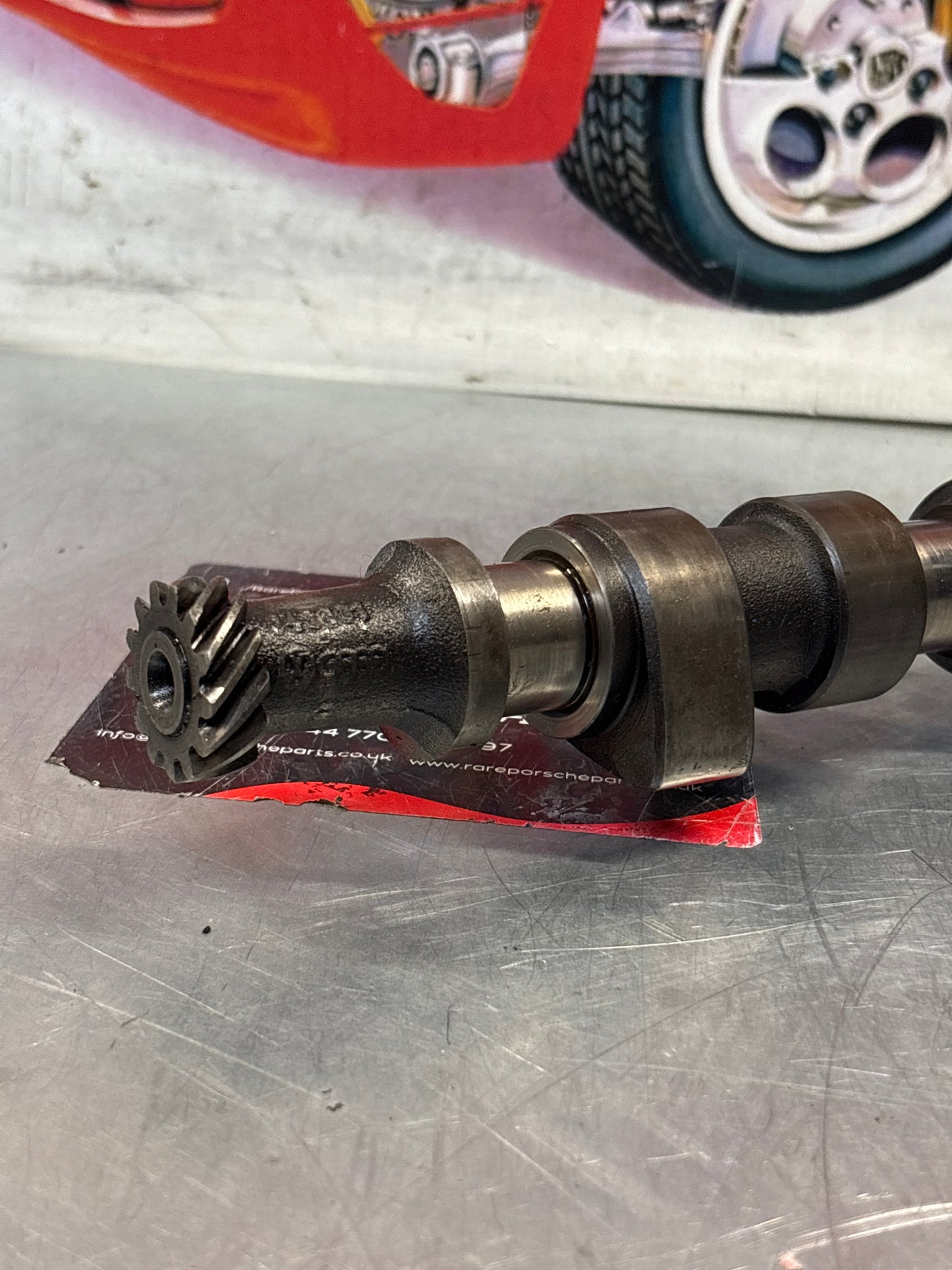 Porsche 924 / 924 Turbo chamshaft 046109021 used