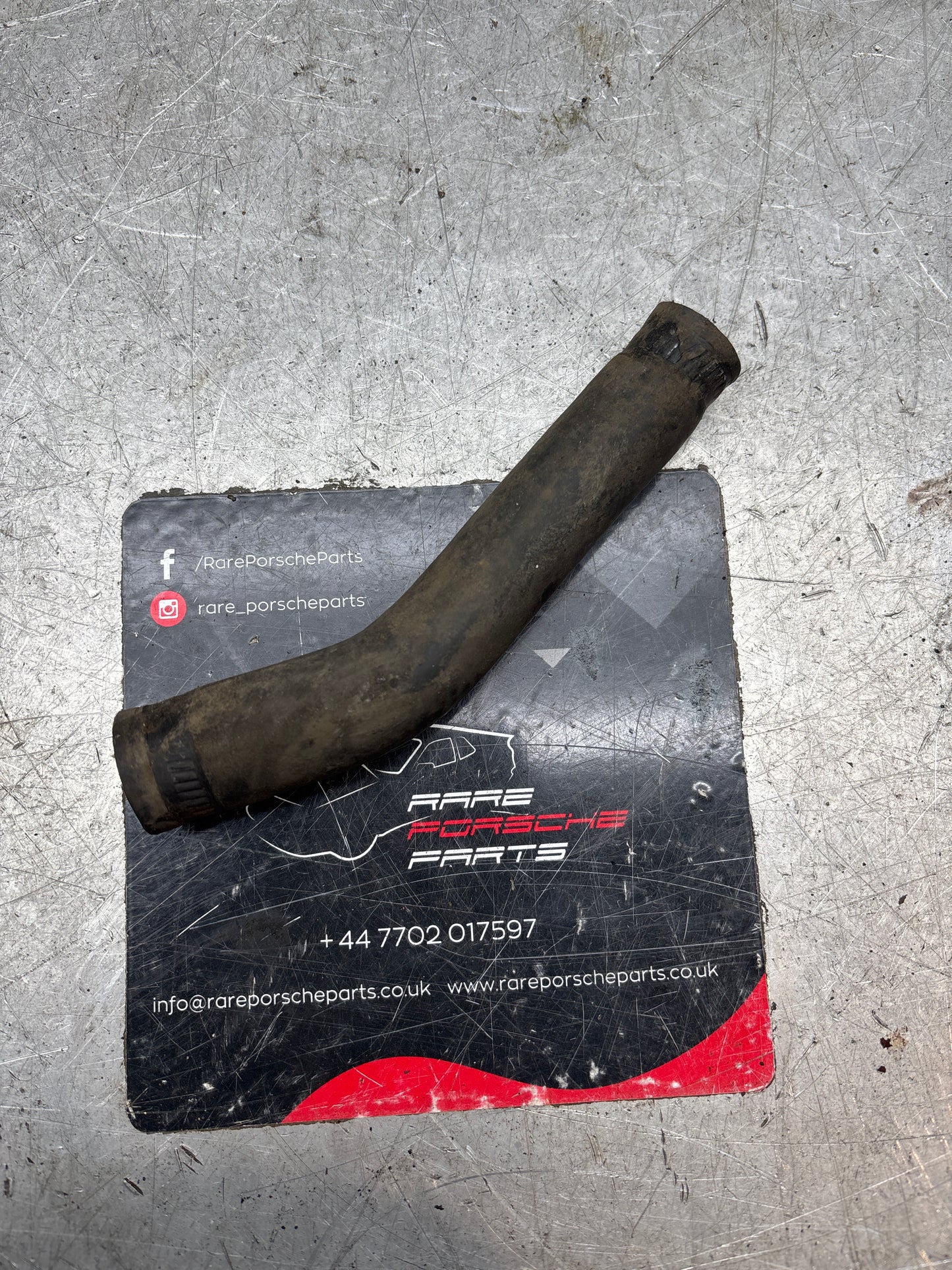 Porsche 944 coolant hose 95110632101 used