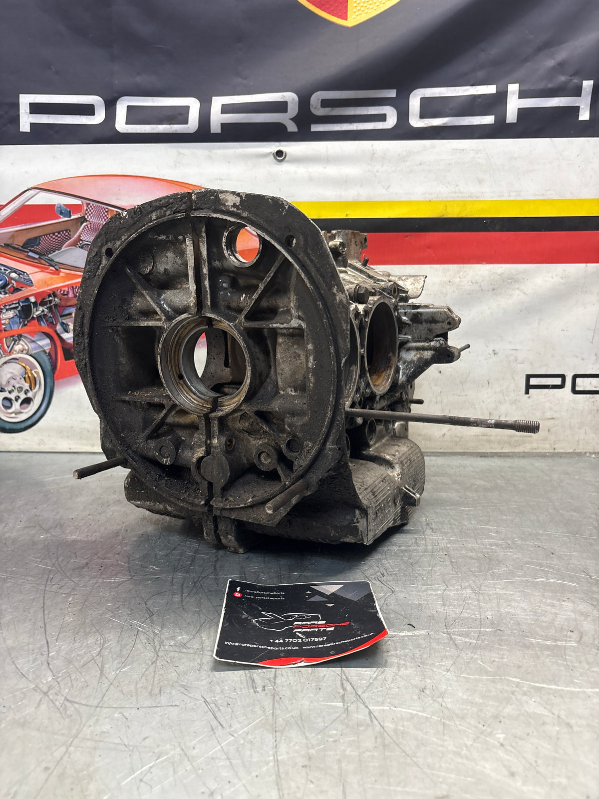 Porsche 914 1.7L engine case, used W0063914