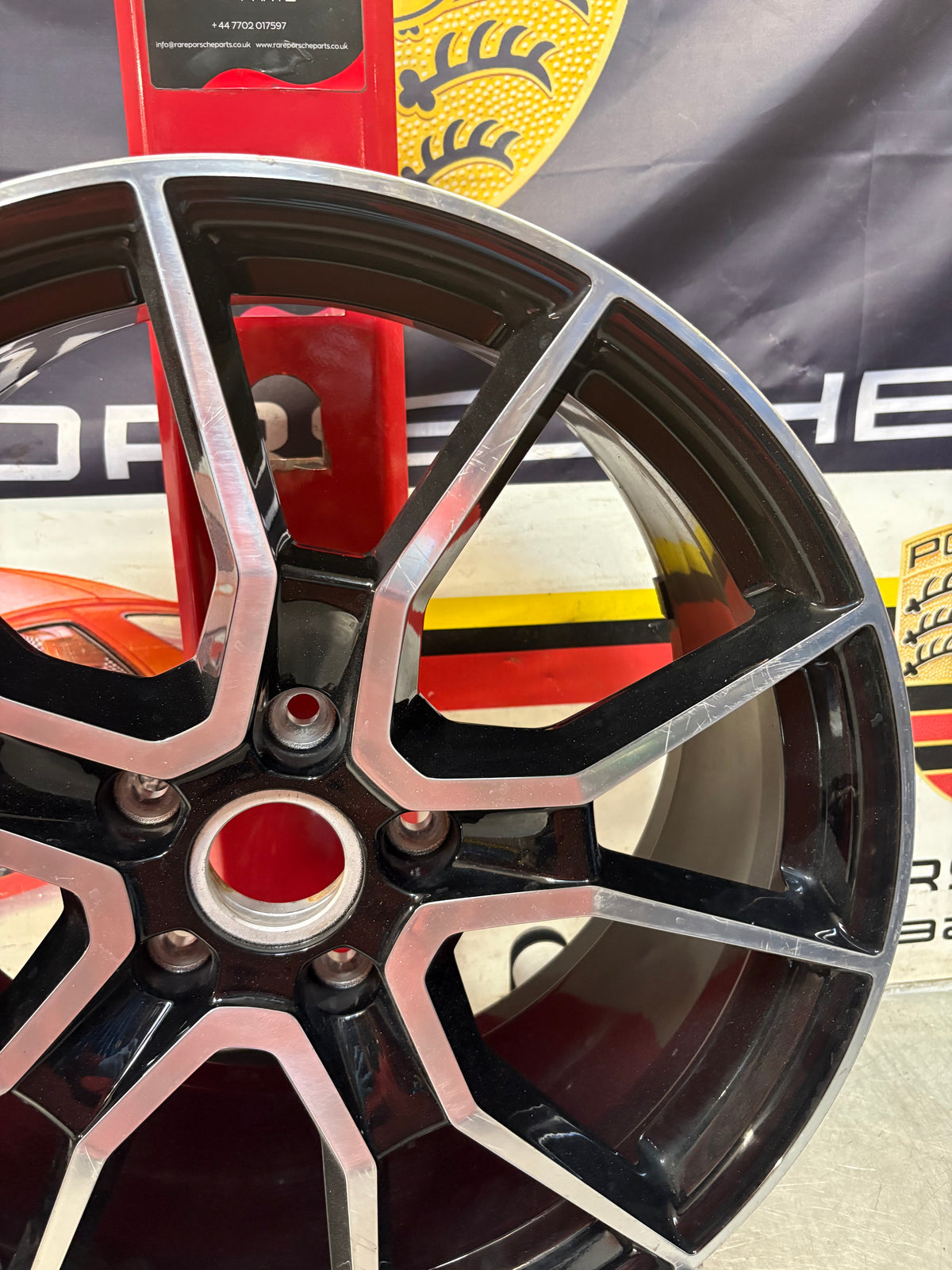 Porsche Taycan GTS 9.5Jx21” ET60 alloy wheel, 9J1601025BC, used for spares or repair