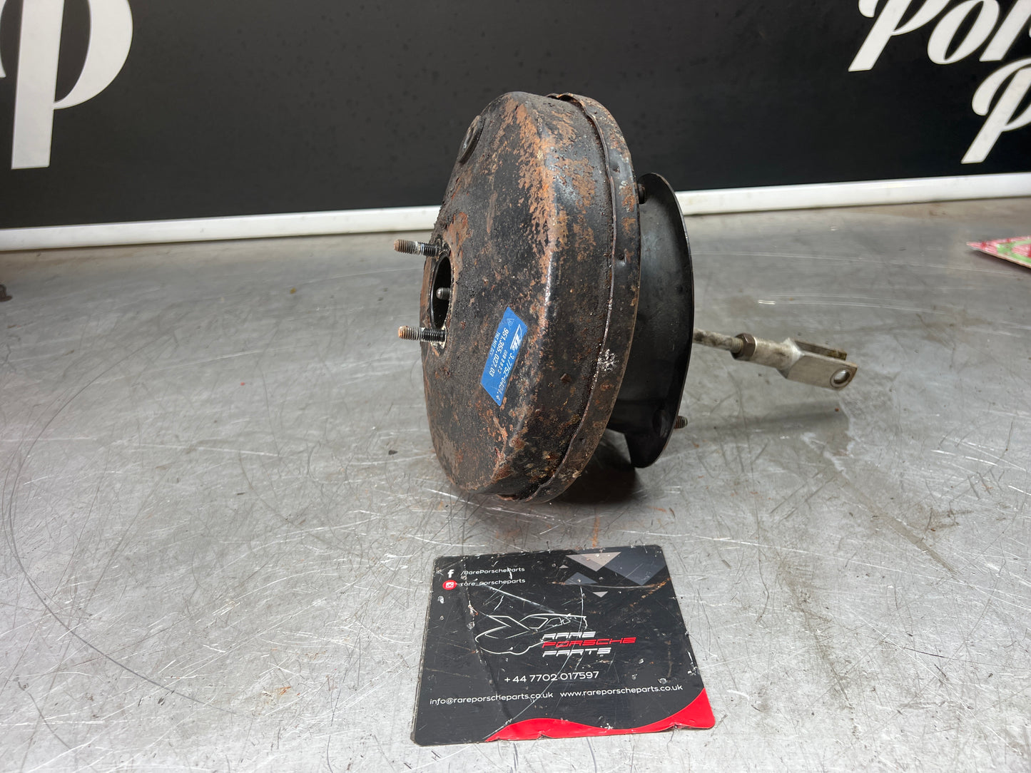 Porsche 944 brake booster, used 95135502703
