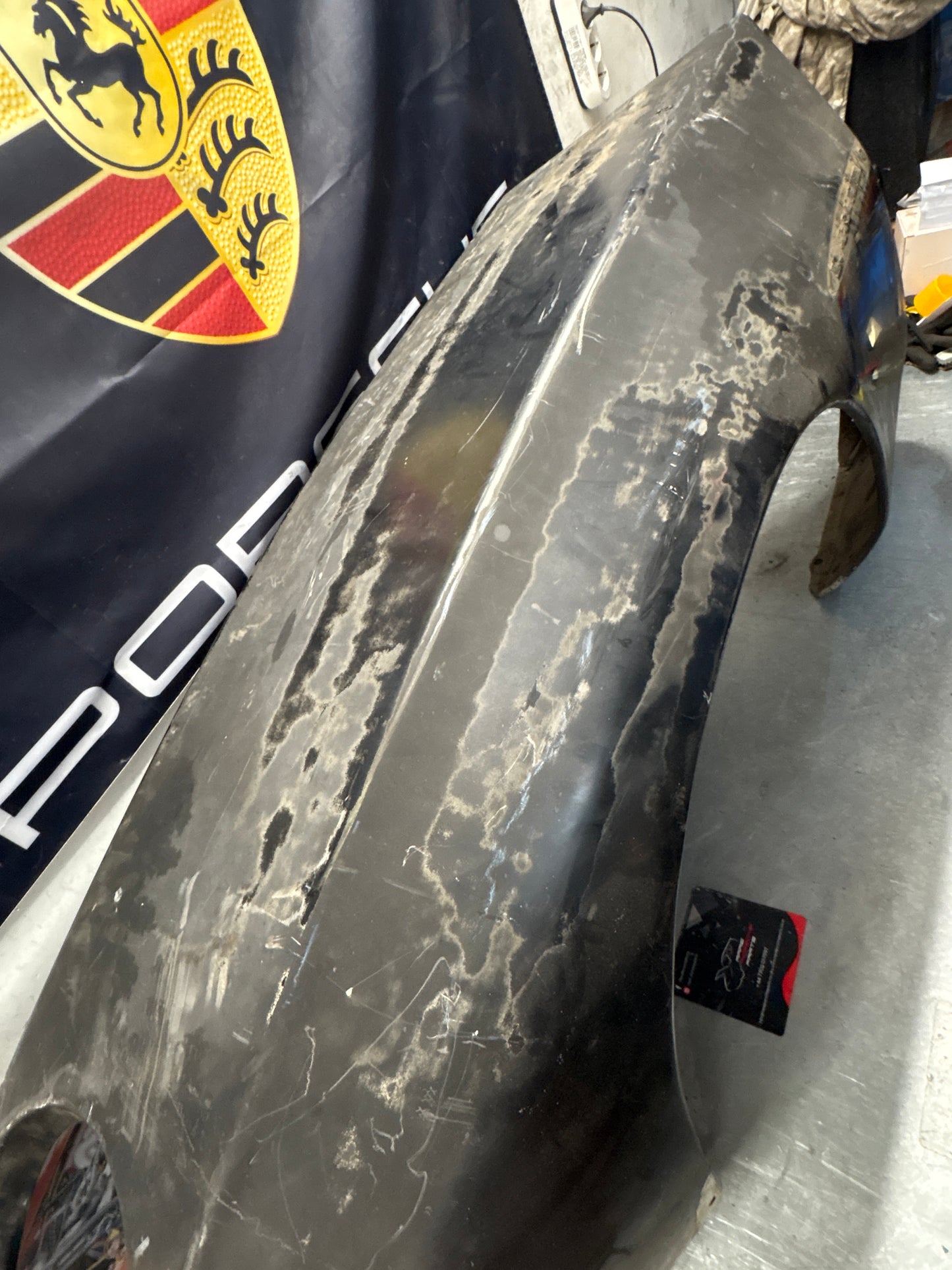 Porsche 928 -87 front left wing, 92850301103 used