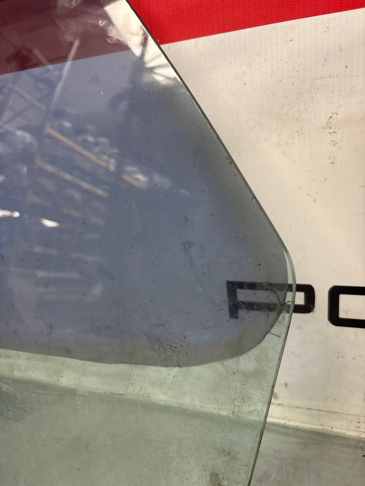 Porsche 928 left hand side green door window glass, tinted 92853710102 used