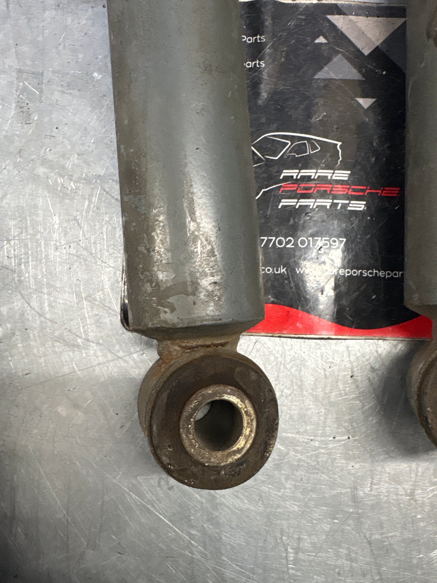 Porsche 944 86- pair of rear suspension shock absorbers, used 95133303206