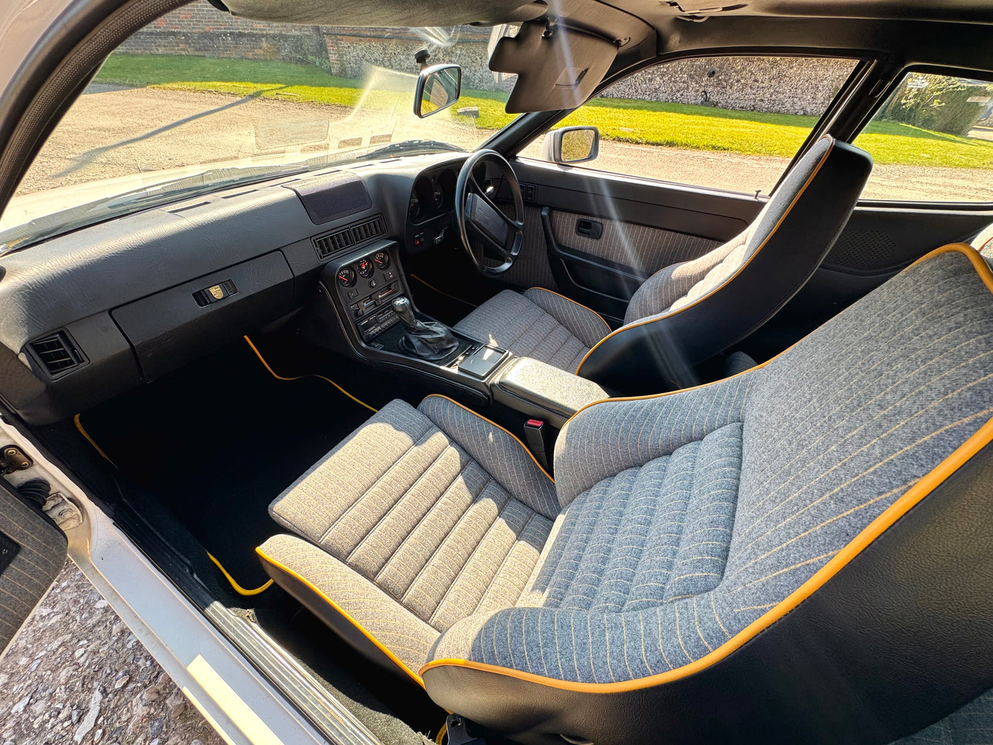 Porsche 924S Le Mans Edition