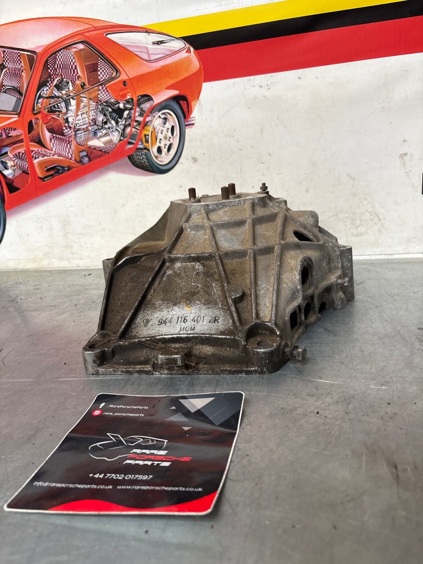 Porsche 944 cover bell housing, 9441164012R, used