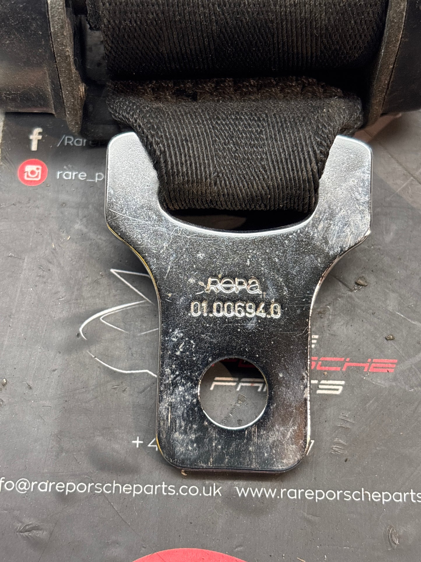 Porsche 924 944 2 point rear seat  belt 477857787A used