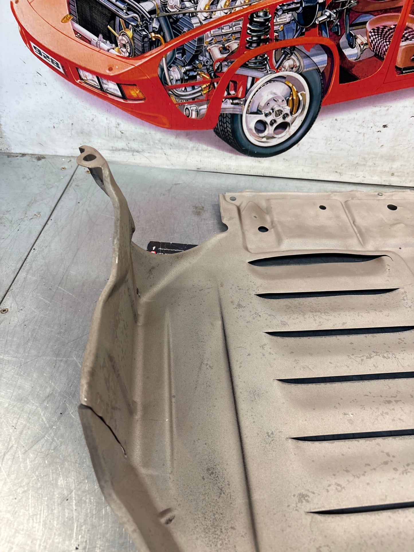 Porsche 924 early steel engine tray / belly pan / undertray used 477407583C refurbished