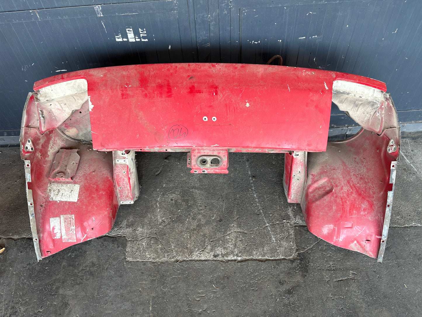 Porsche 924 Front end section cut 477805591