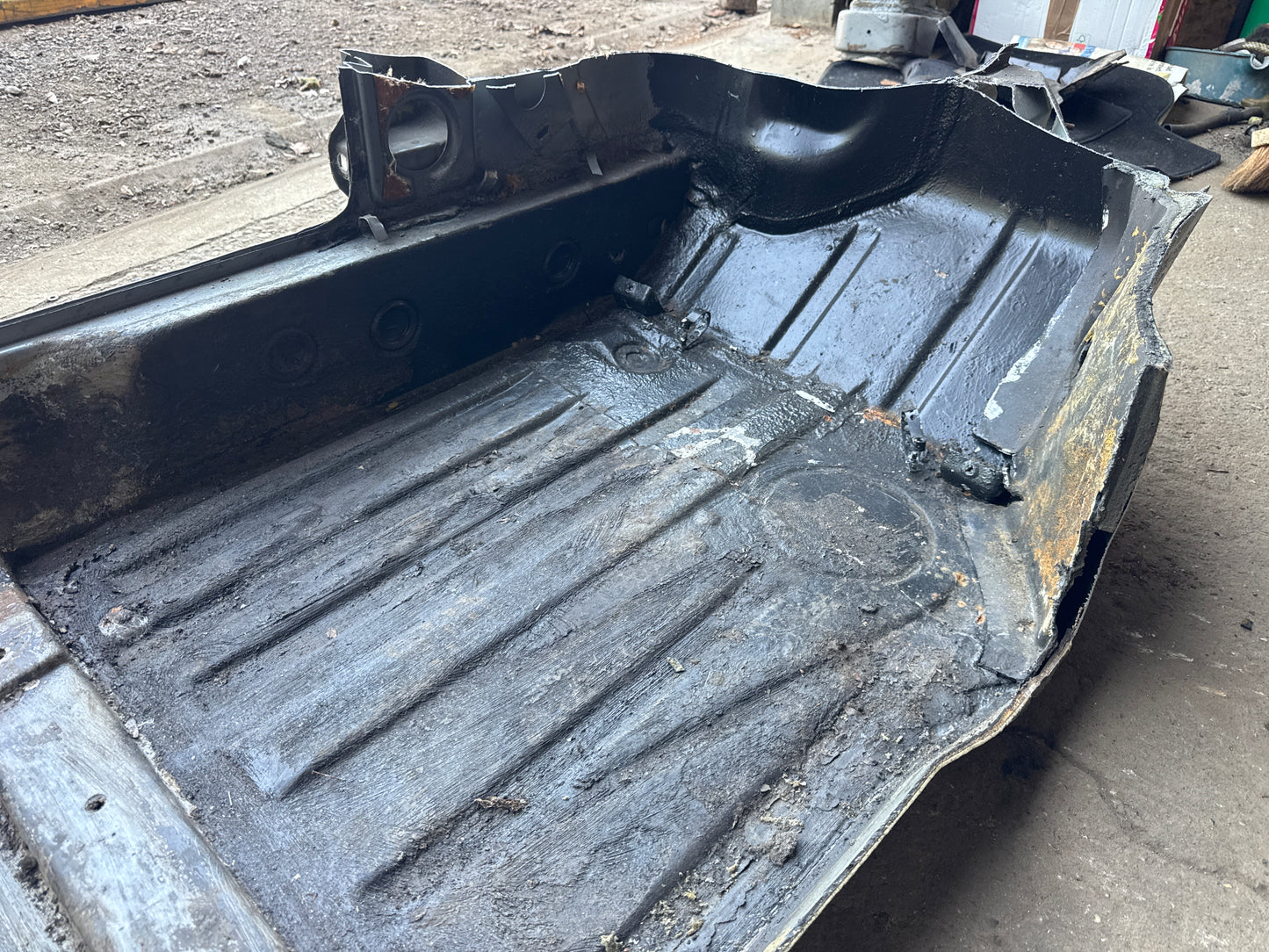 Porsche 944 S2 floor pan left  side 94450150100 spares or repair RHD