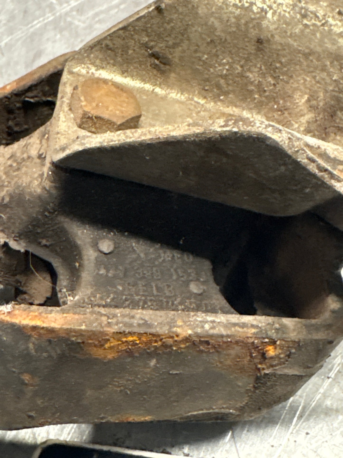 Porsche 924/944 gearbox mount, 477399153J / 94437504500, used