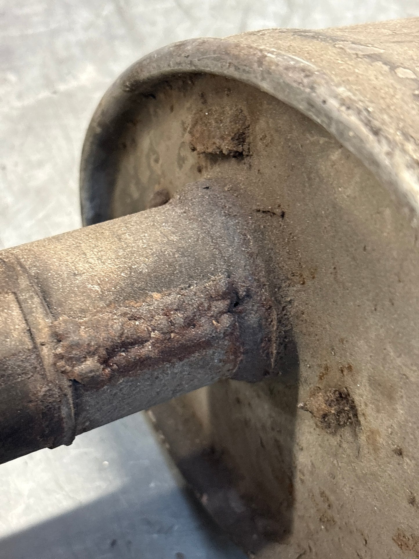 Porsche 924 rear muffler, used 477253127D