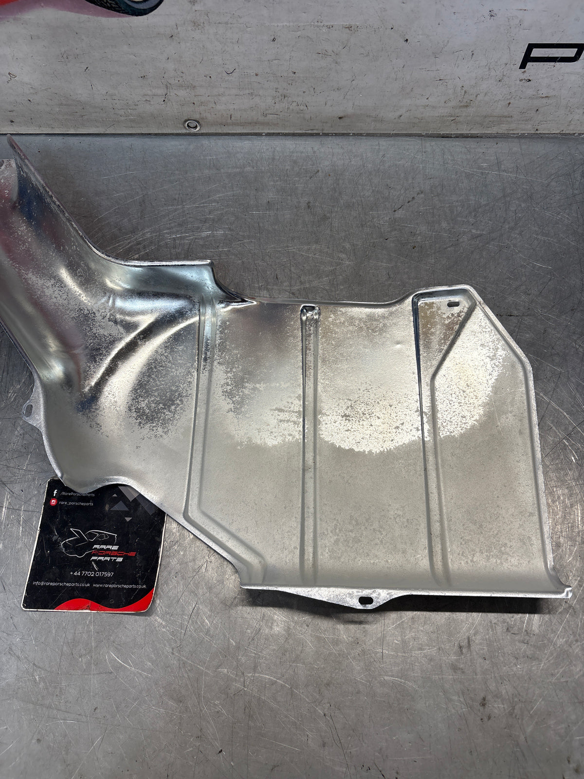 Porsche 928 S / S4 rear heat shield protection plate, refurbished 92850493204