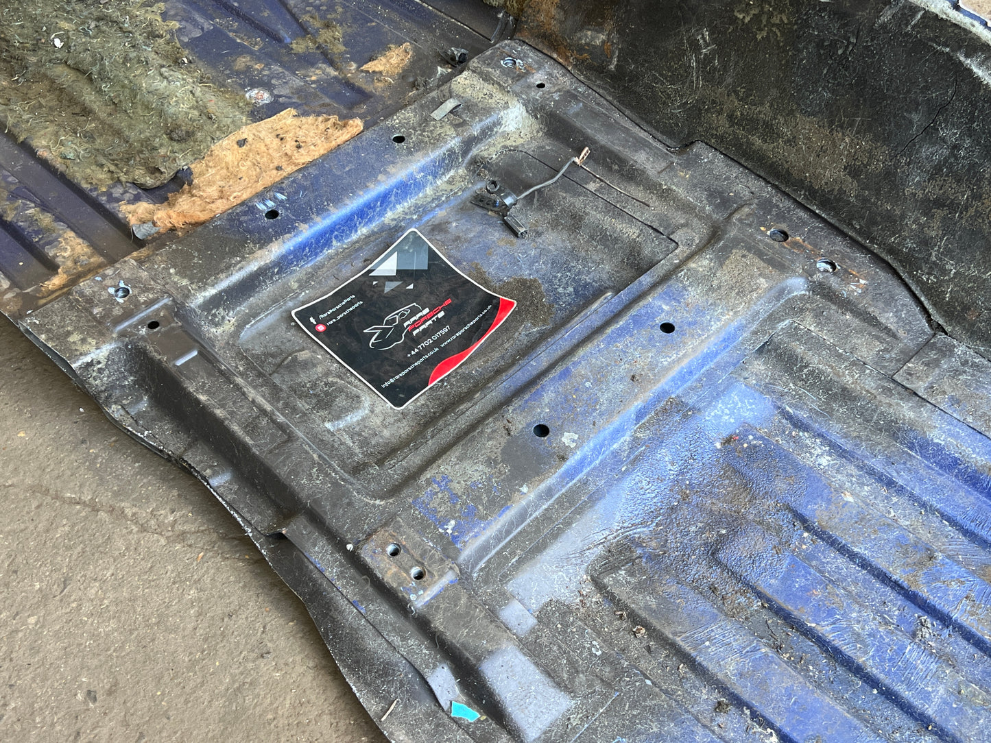 Porsche 944 S2 floor pan right side 94450150100 spares or repair