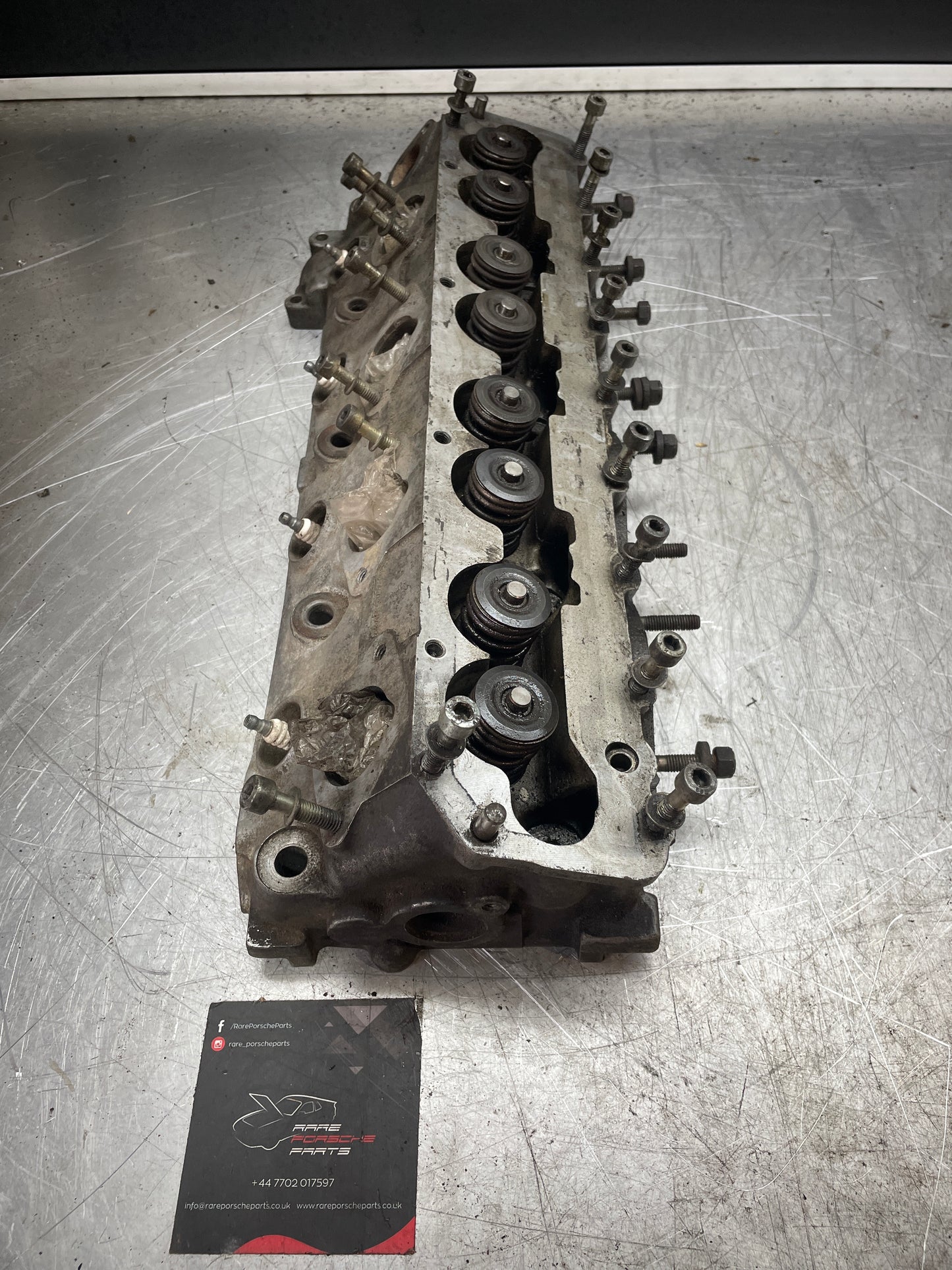 Porsche 944 cylinder head, used 9441043038R