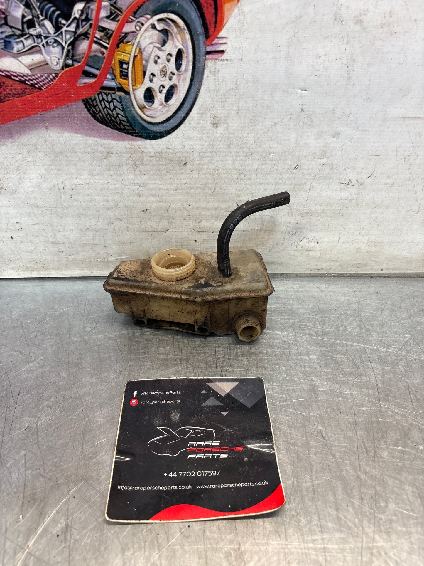 Porsche 928 gearbox fluid reservoir, used 96030747502
