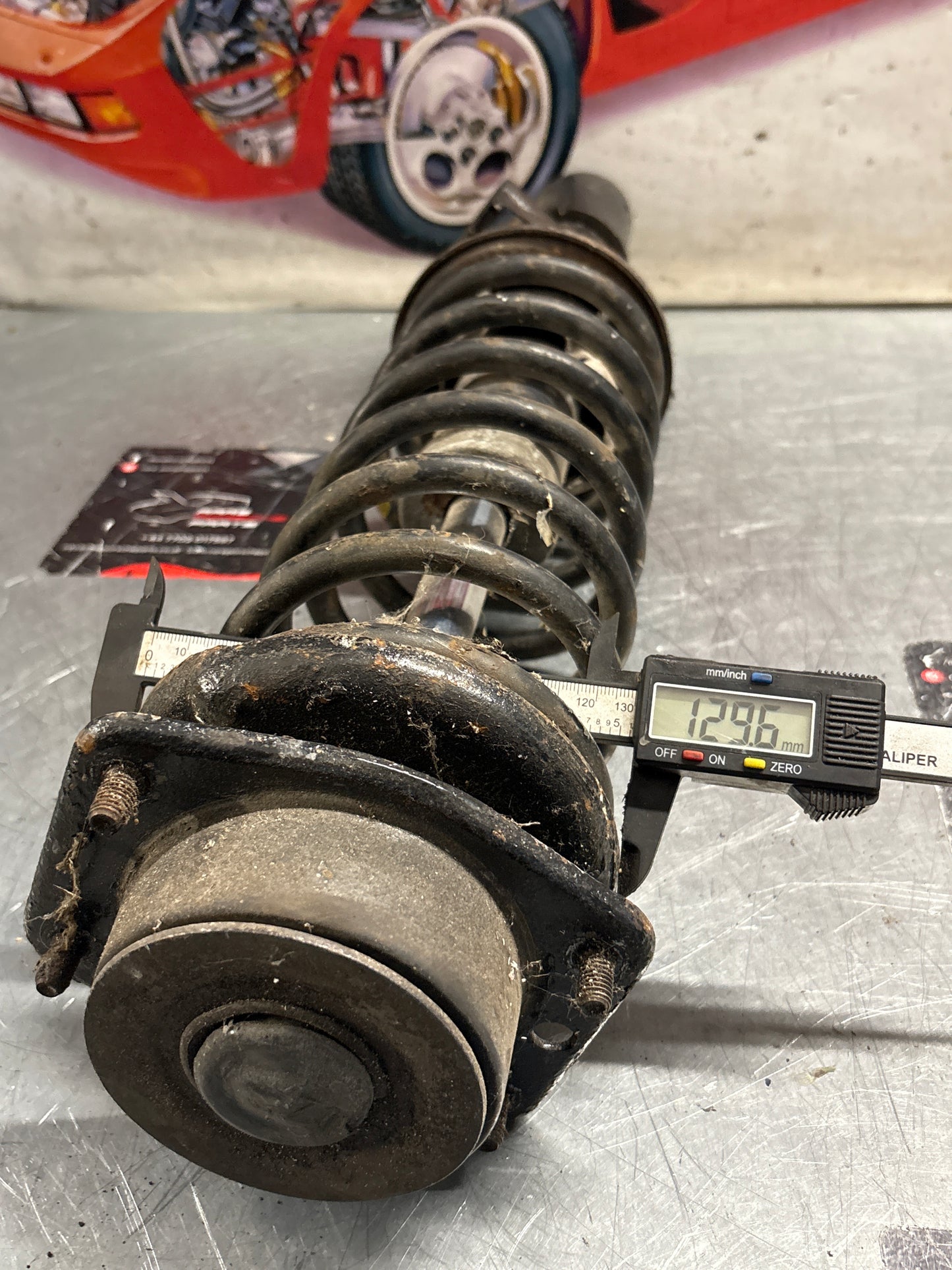 Porsche 944 Turbo front left shock absorber, used 95134303105