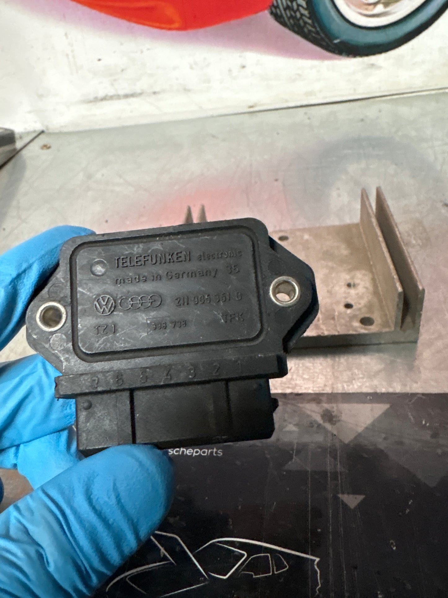 Porsche 924 / VW Bosch ignition module, used 0227100351D