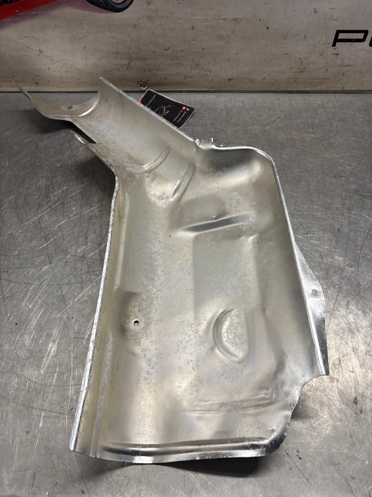 Porsche 928 79-80 heat shield protection plate 92850493104 Earlyer type without ribs, refurbished