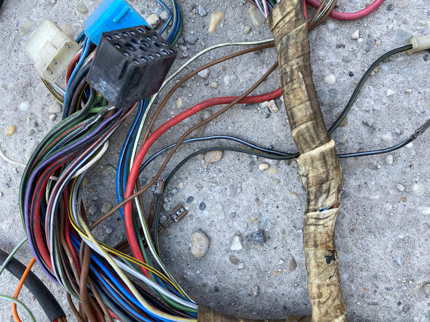 Porsche 924 1976 interior complete wiring loom LHD 477971050