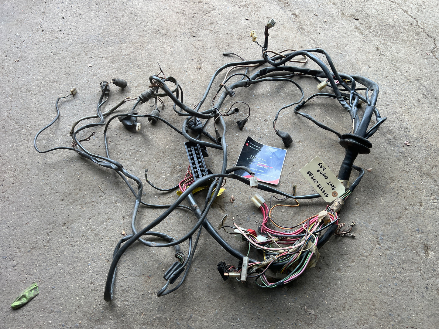 Porsche 924 Turbo S2 1981 engine bay wiring loom 478971071BB