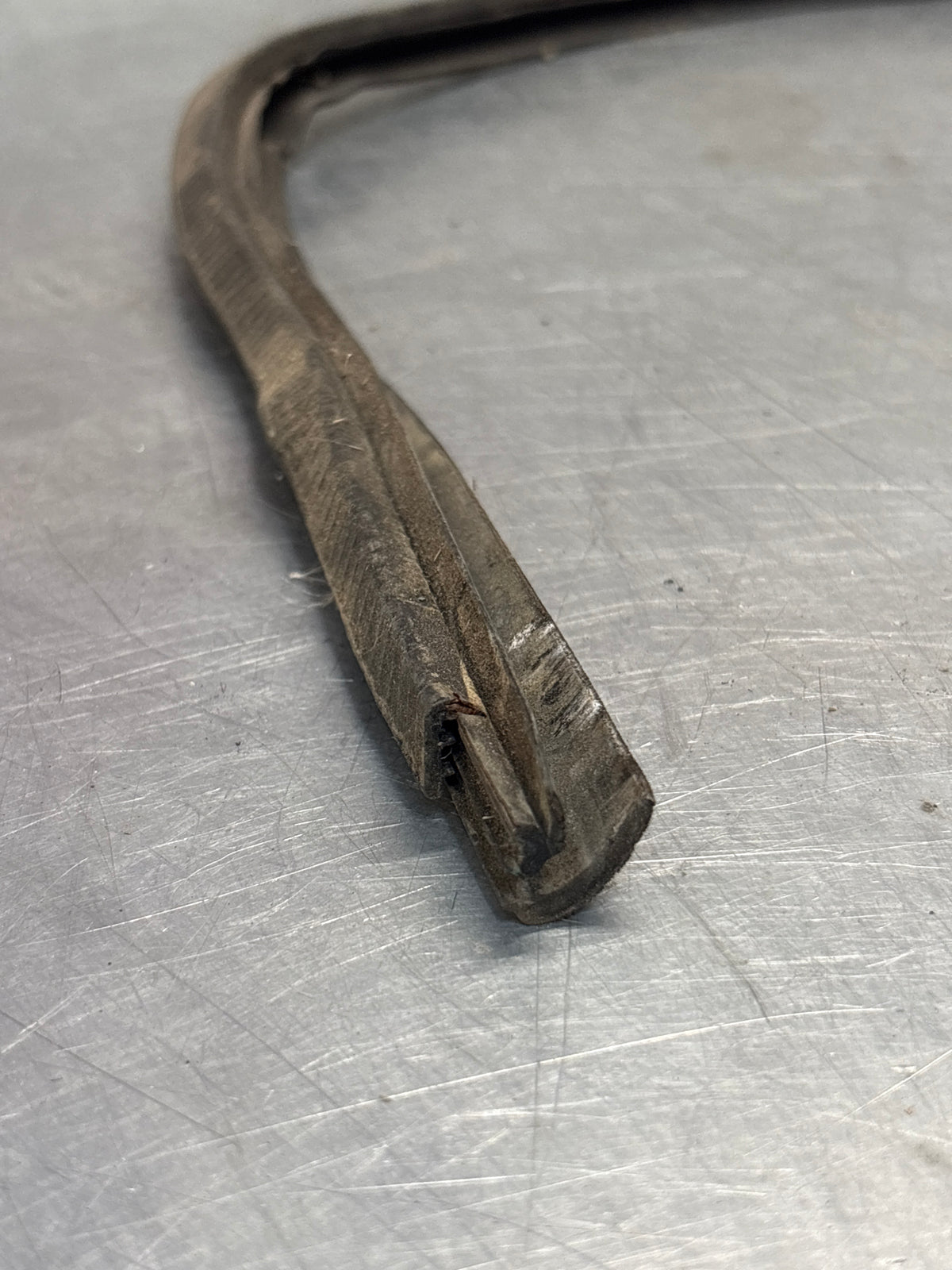 Porsche 928 left door inner window scrapper seal, used 92853731903