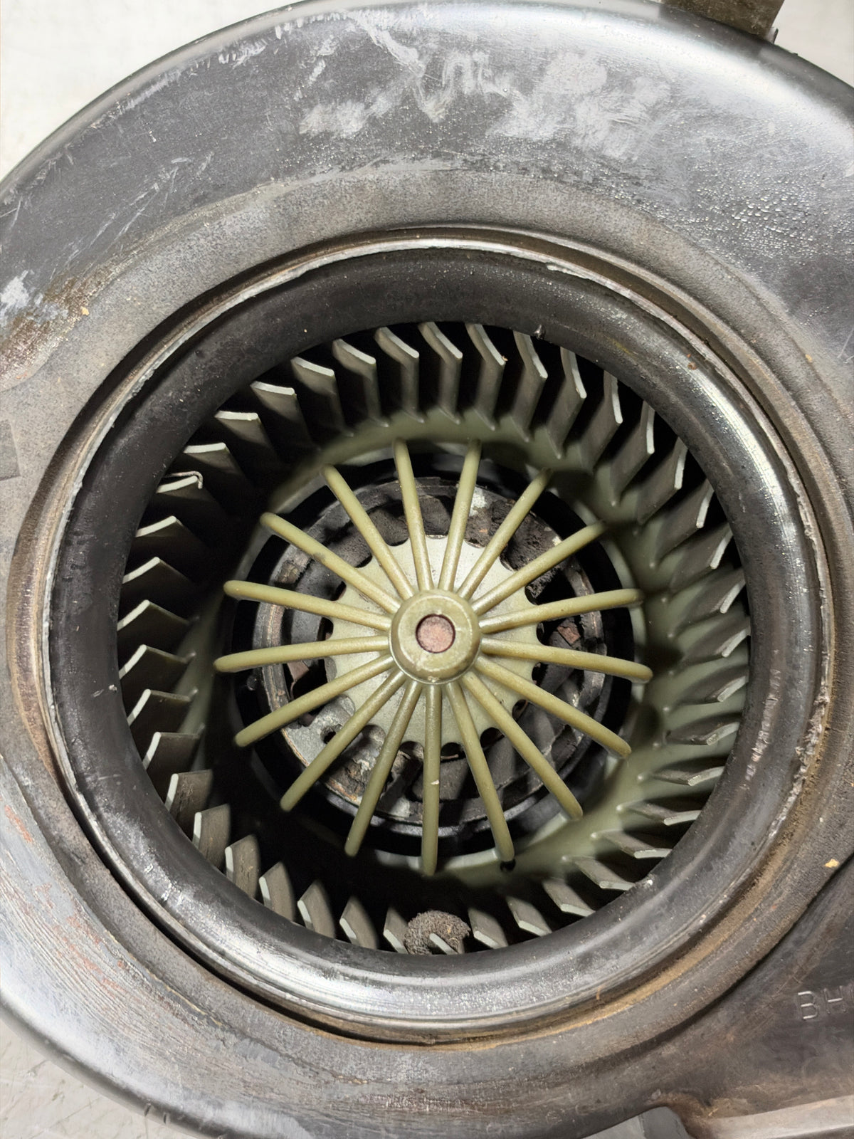 Porsche 928 Blower motor, used, tested 92857426704 / 92857426904