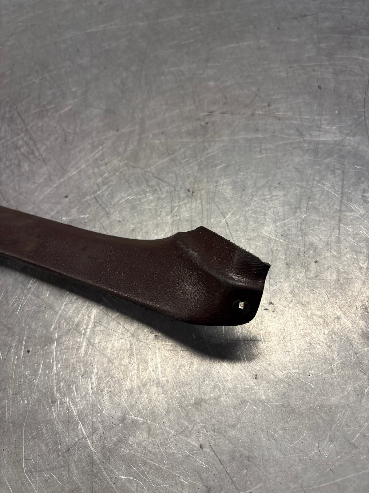 Porsche 928 tailgate trim, right, off side, burgundy, 92855503802, used